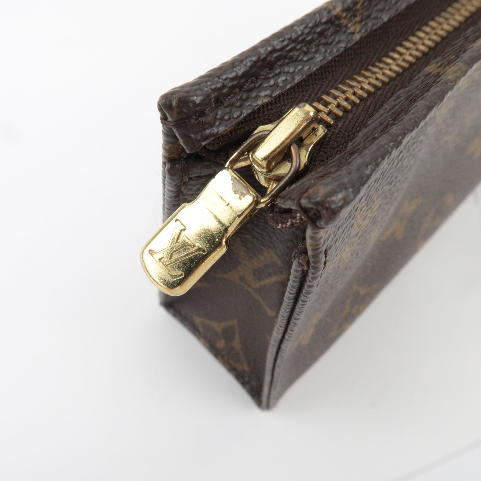 Louis Vuitton Monogram Poche Toilette 15 Pouch M47546