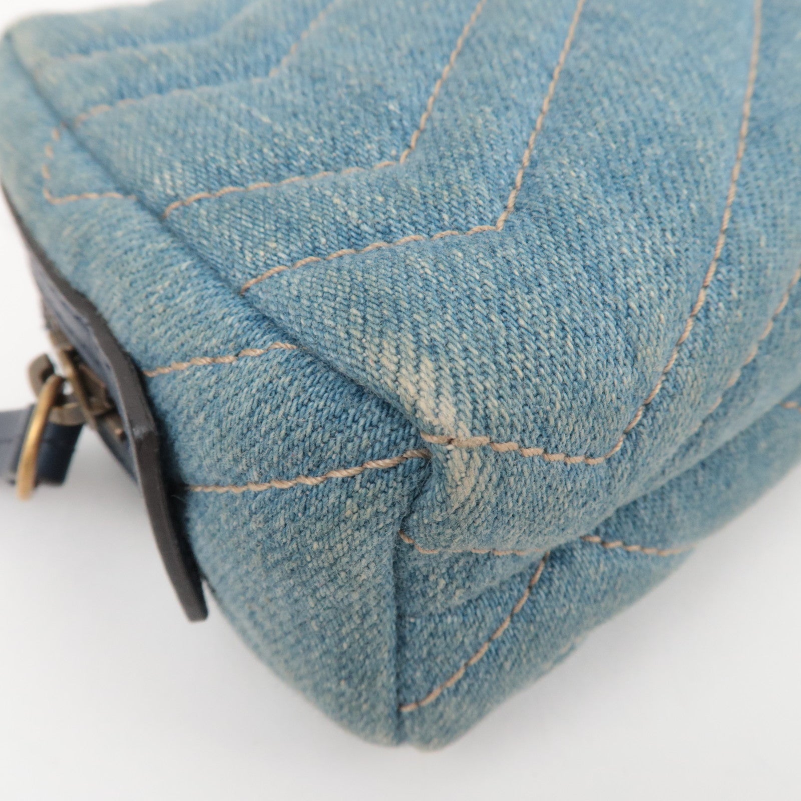GUCCI GG Marmont Denim Pearl Cosmetic Pouch Blue 476165