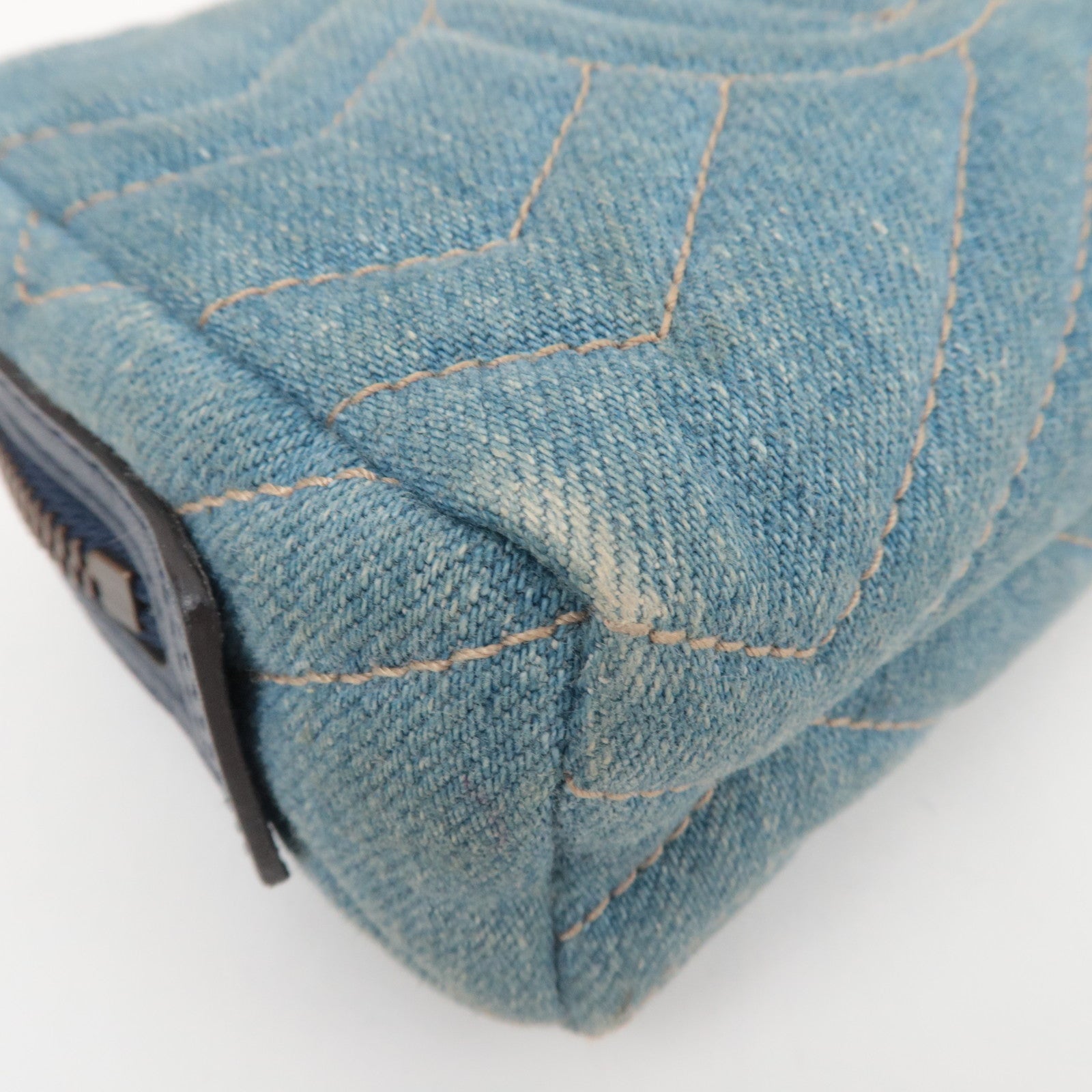 GUCCI GG Marmont Denim Pearl Cosmetic Pouch Blue 476165