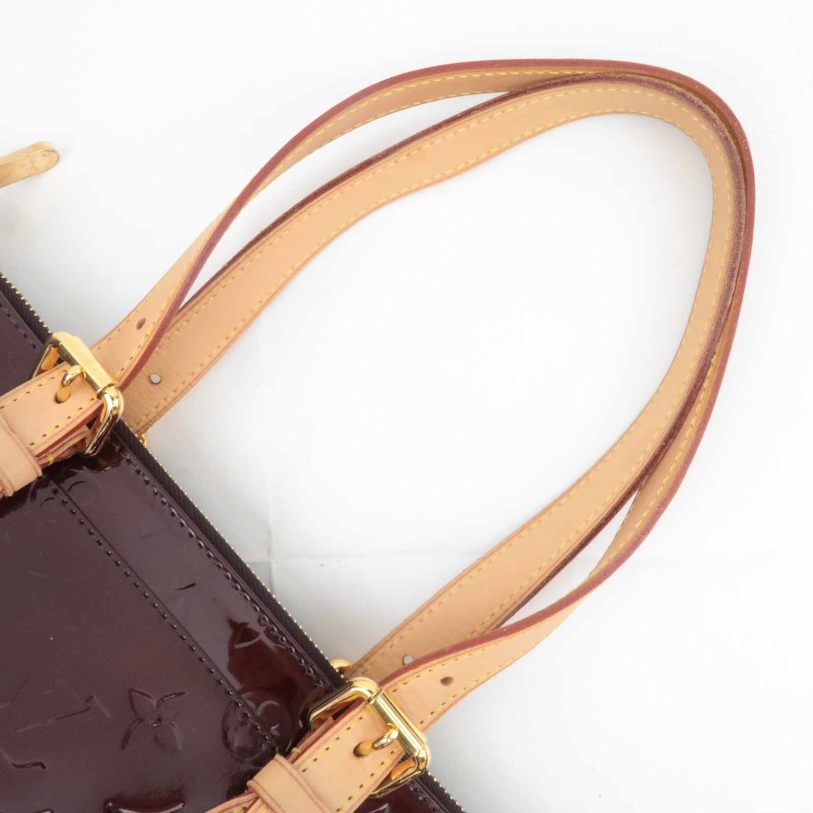 Louis Vuitton Monogram Vernis Rosewood Avenue Shoulder Bag Amarante M93510