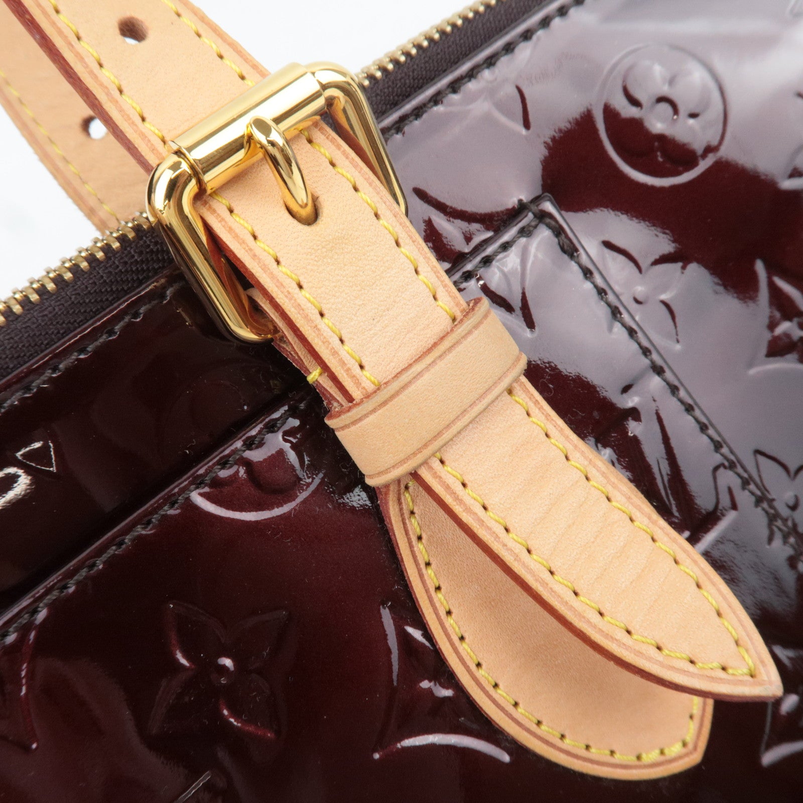 Louis Vuitton Monogram Vernis Rosewood Avenue Shoulder Bag Amarante M93510