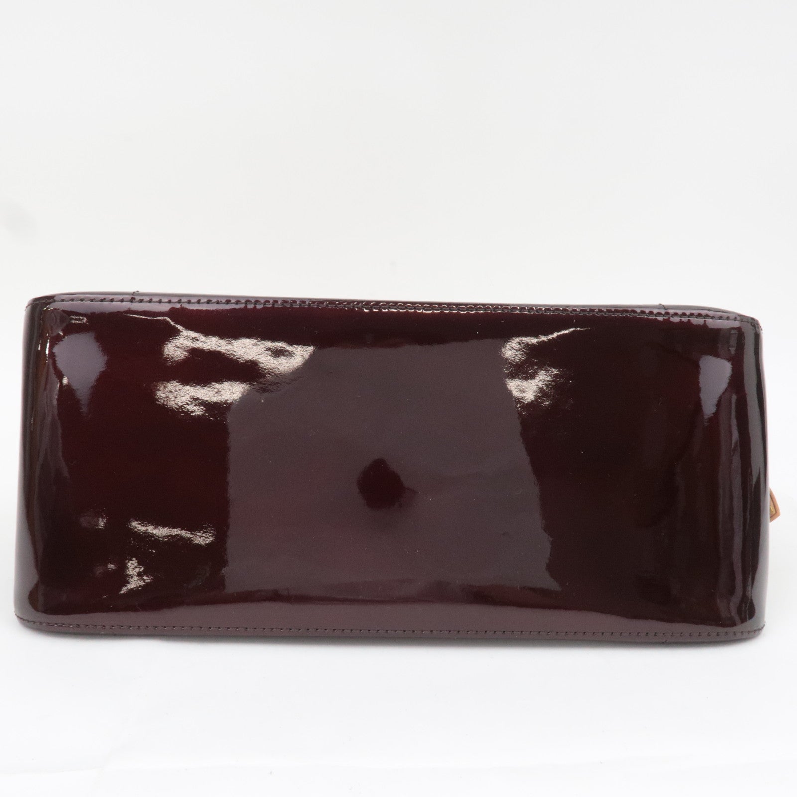 Louis Vuitton Monogram Vernis Rosewood Avenue Shoulder Bag Amarante M93510