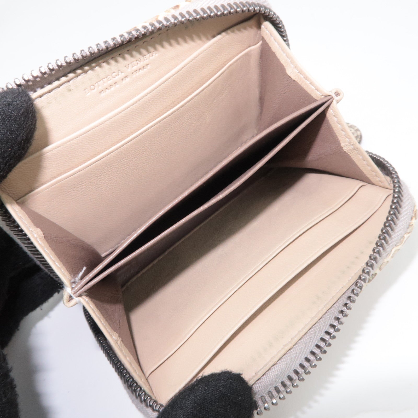 BOTTEGA VENETA Intrecciato Leather Flower Embroidered Coin Case Beige