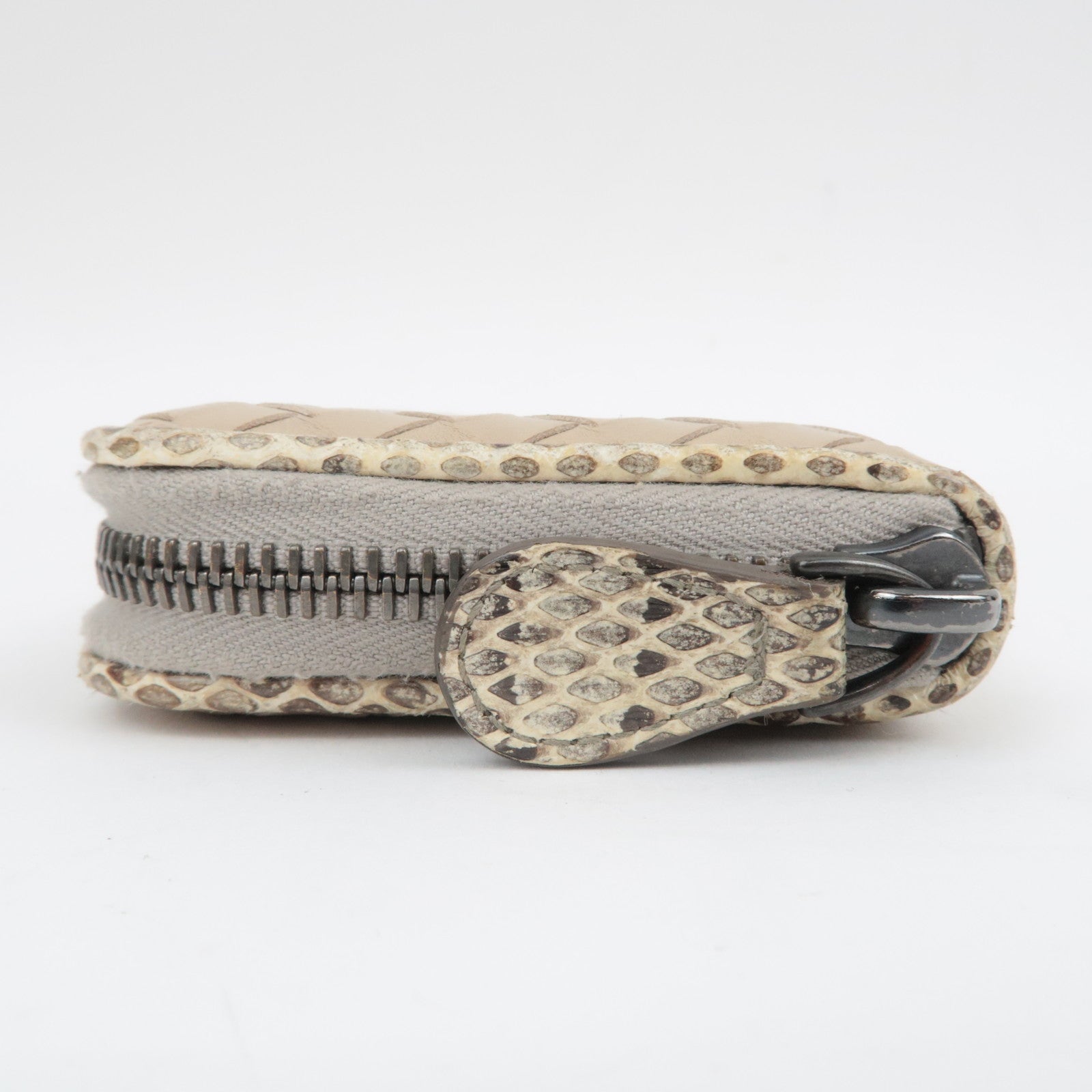 BOTTEGA VENETA Intrecciato Leather Flower Embroidered Coin Case Beige