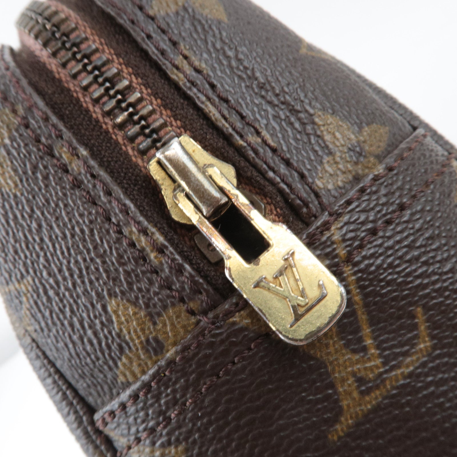 Louis Vuitton Monogram Trousse Toilette 28 Toiletry Bag M47522
