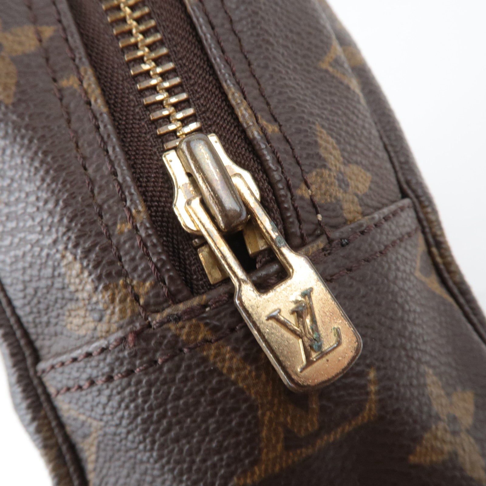 Louis Vuitton Monogram Trousse Toilette 28 Toiletry Bag M47522
