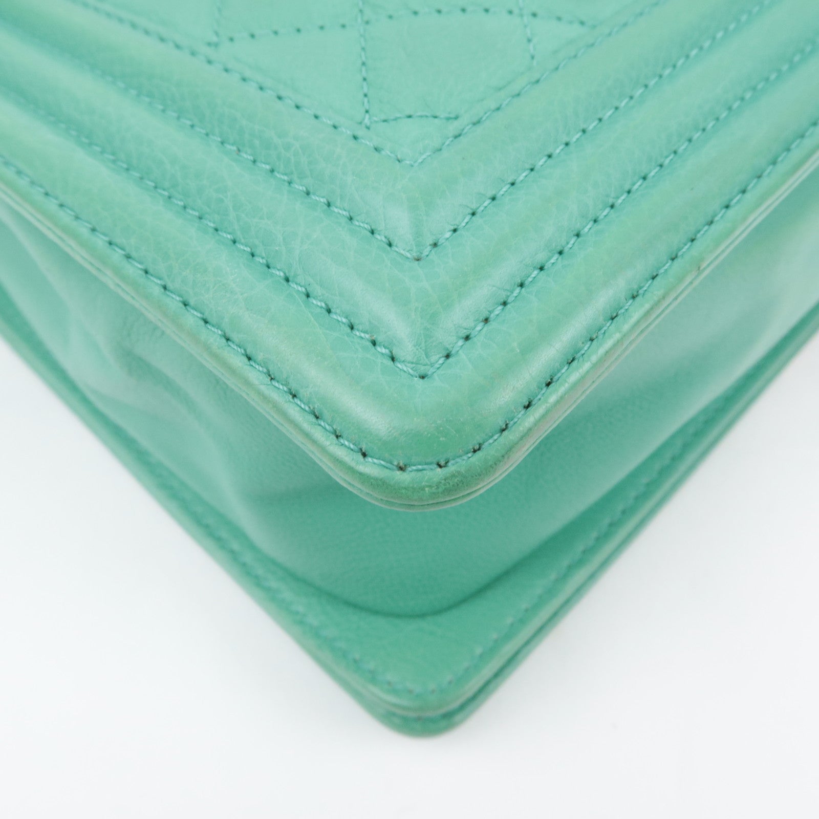 CHANEL Boy Chanel 30 Leather Chain Shoulder Bag Emerald Green