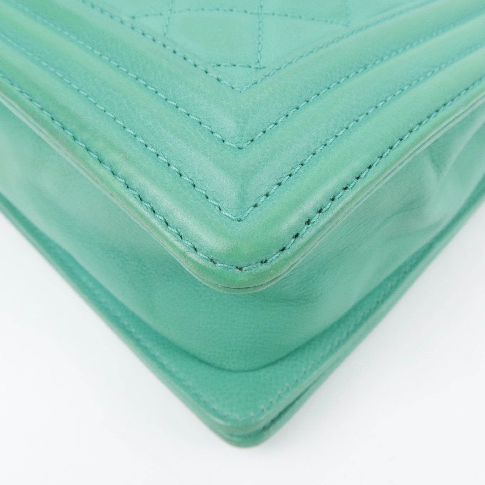 CHANEL Boy Chanel 30 Leather Chain Shoulder Bag Emerald Green
