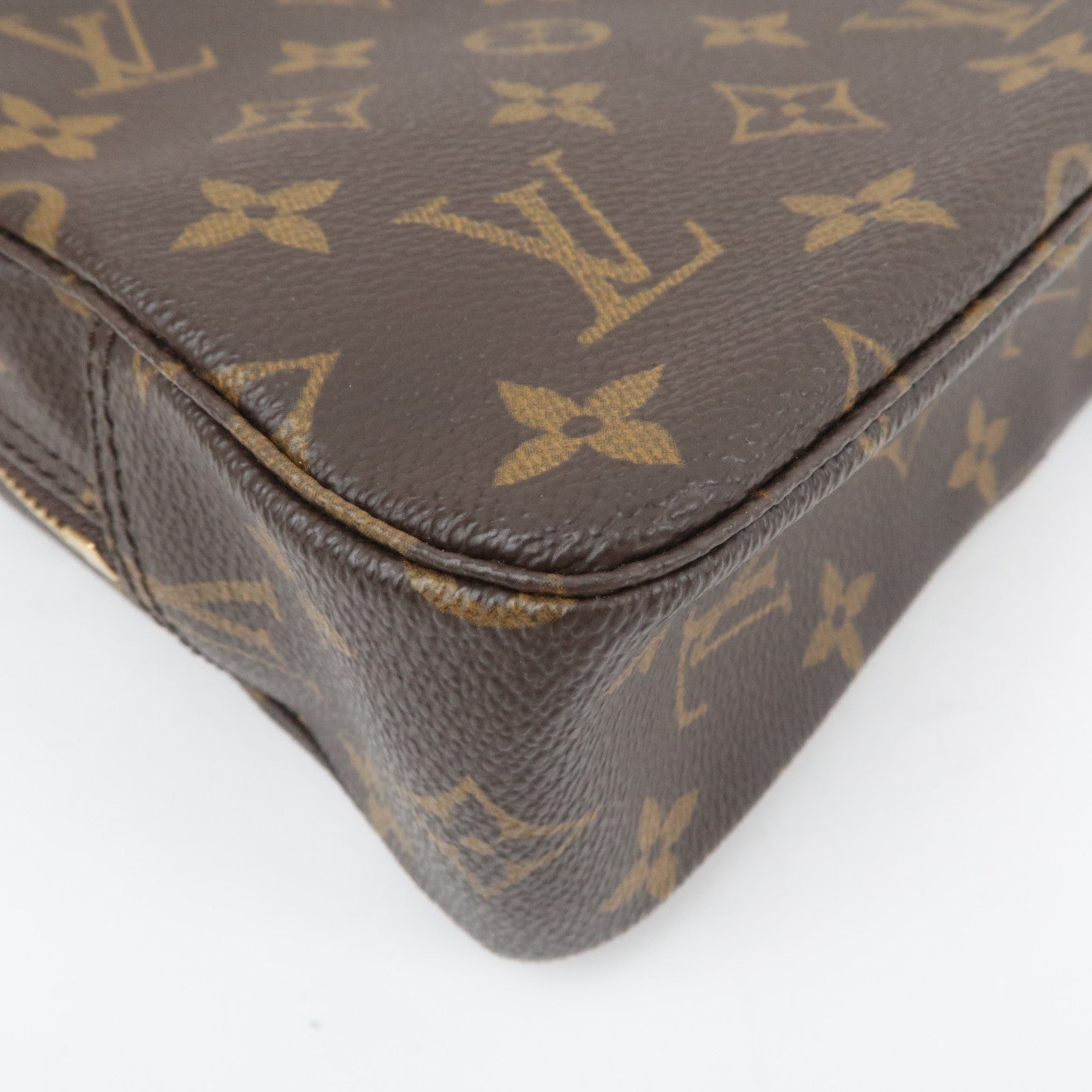 Louis Vuitton Monogram Trousse Toilette 23 Toiletry Bag M47524
