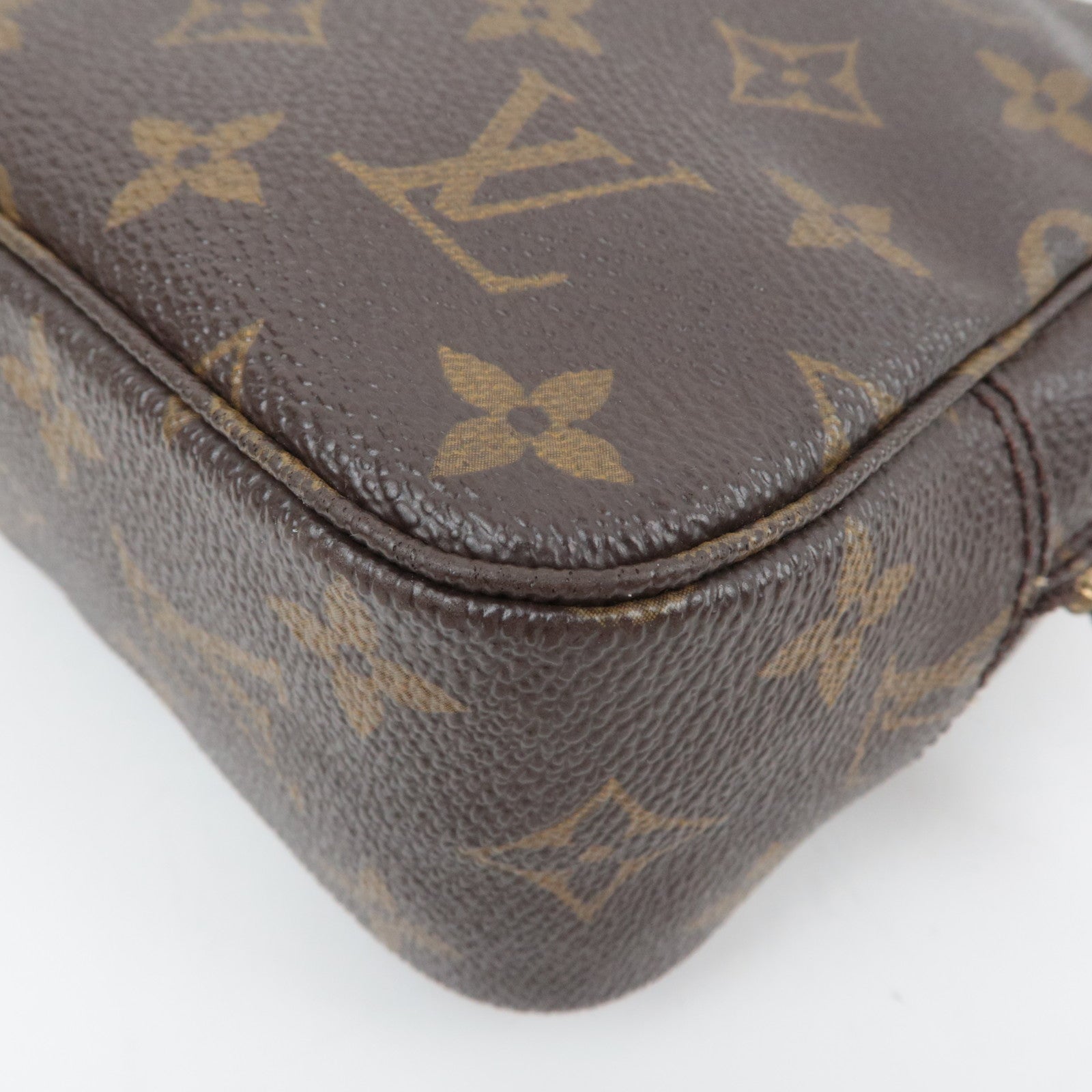 Louis Vuitton Monogram Trousse Toilette 23 Toiletry Bag M47524