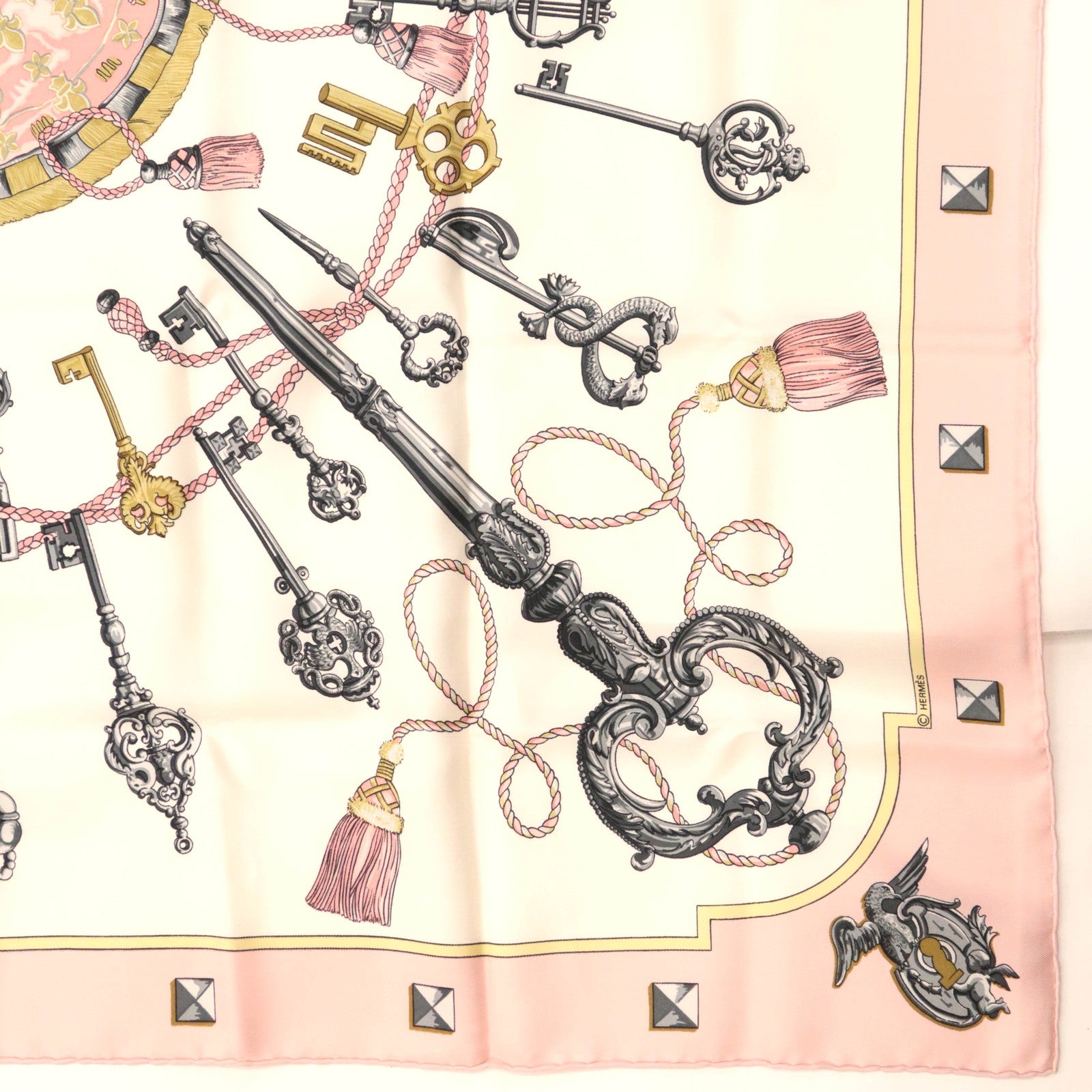 HERMES Carre 90 Scarf LES CLES THE KEYS RARE 100% Silk Pink White