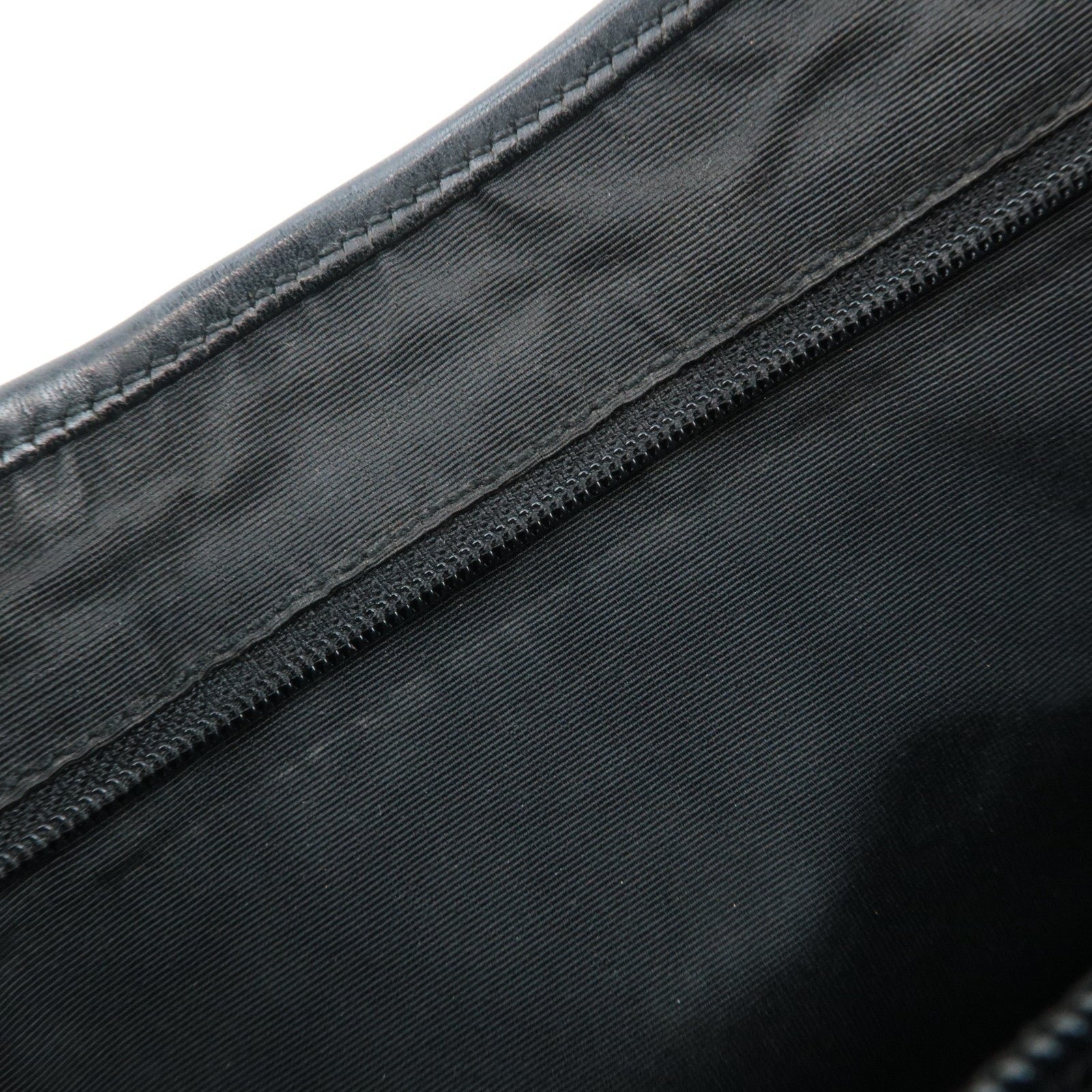 GUCCI Jackie GG Denim Shoulder Bag Black 00963