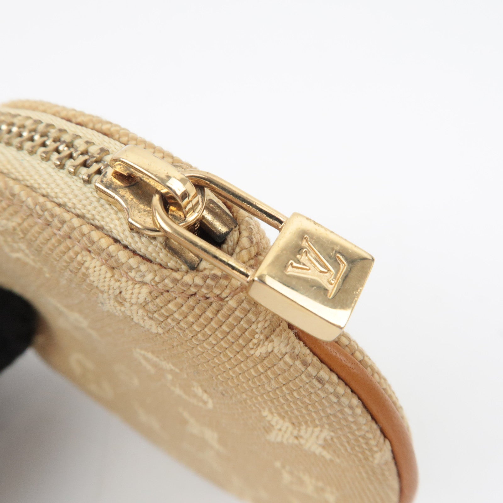 Louis Vuitton Monogram Mini Porte Monnaie Rond Coin Case Beige M92452