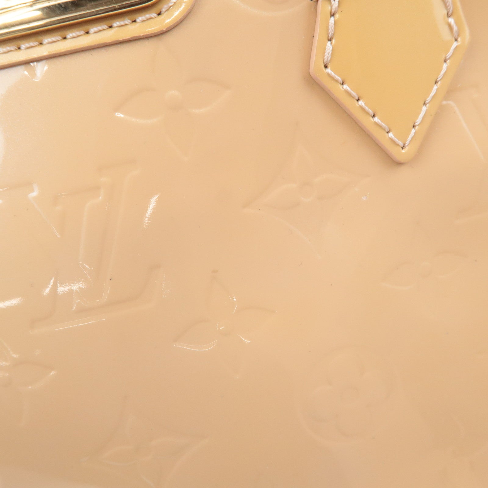 Louis Vuitton Monogram Vernis Wilshire PM Handbag Blanc Corail M91452