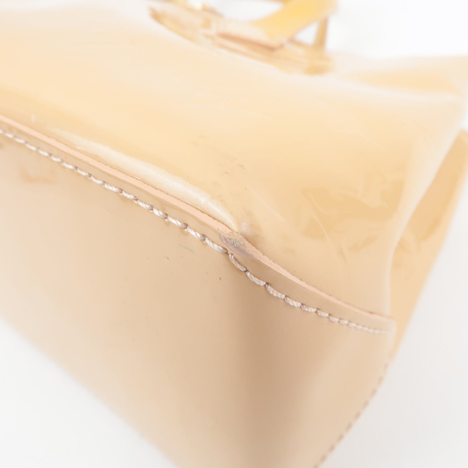 Louis Vuitton Monogram Vernis Wilshire PM Handbag Blanc Corail M91452