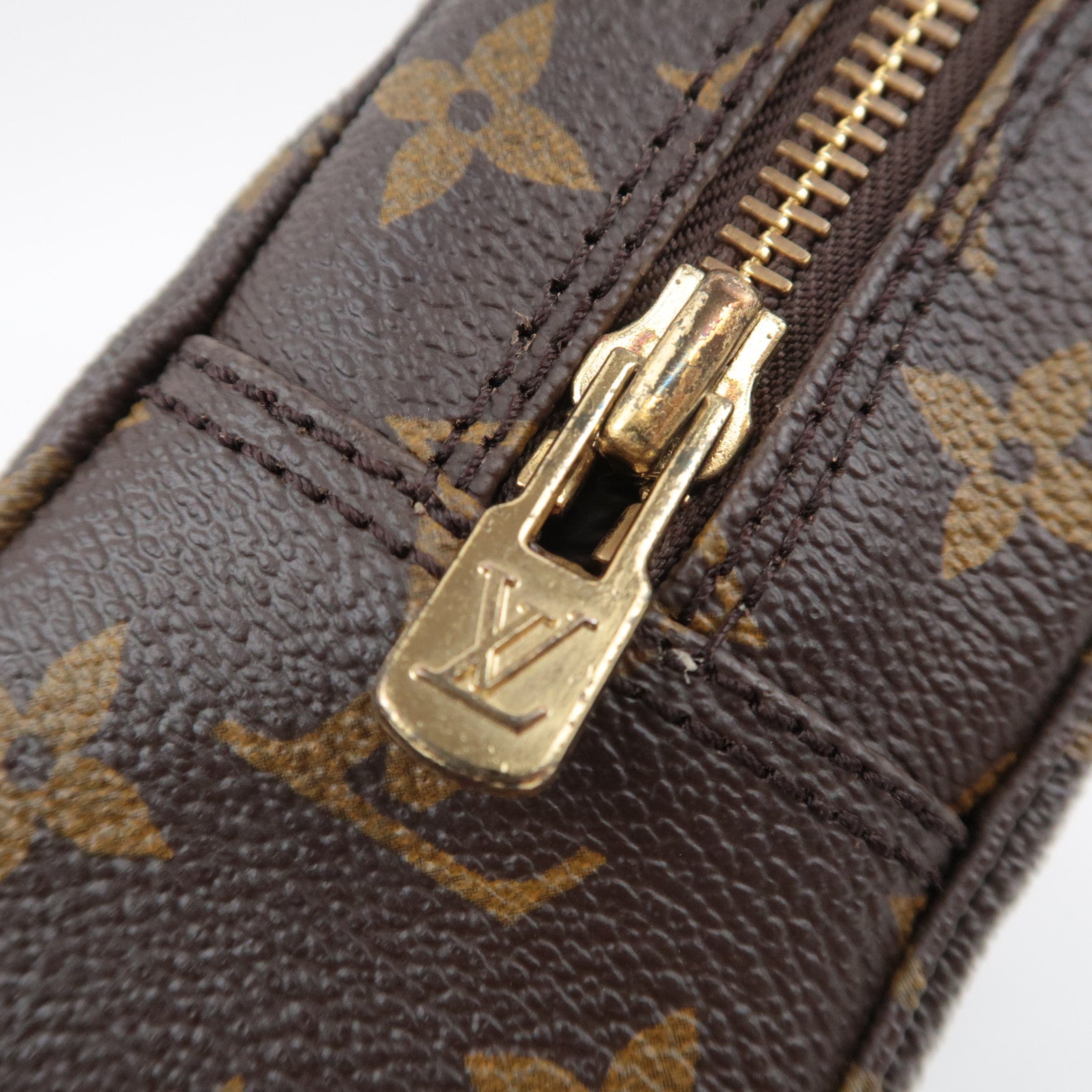 Louis Vuitton Monogram Trousse Toilette 23 Toiletry Bag M47524