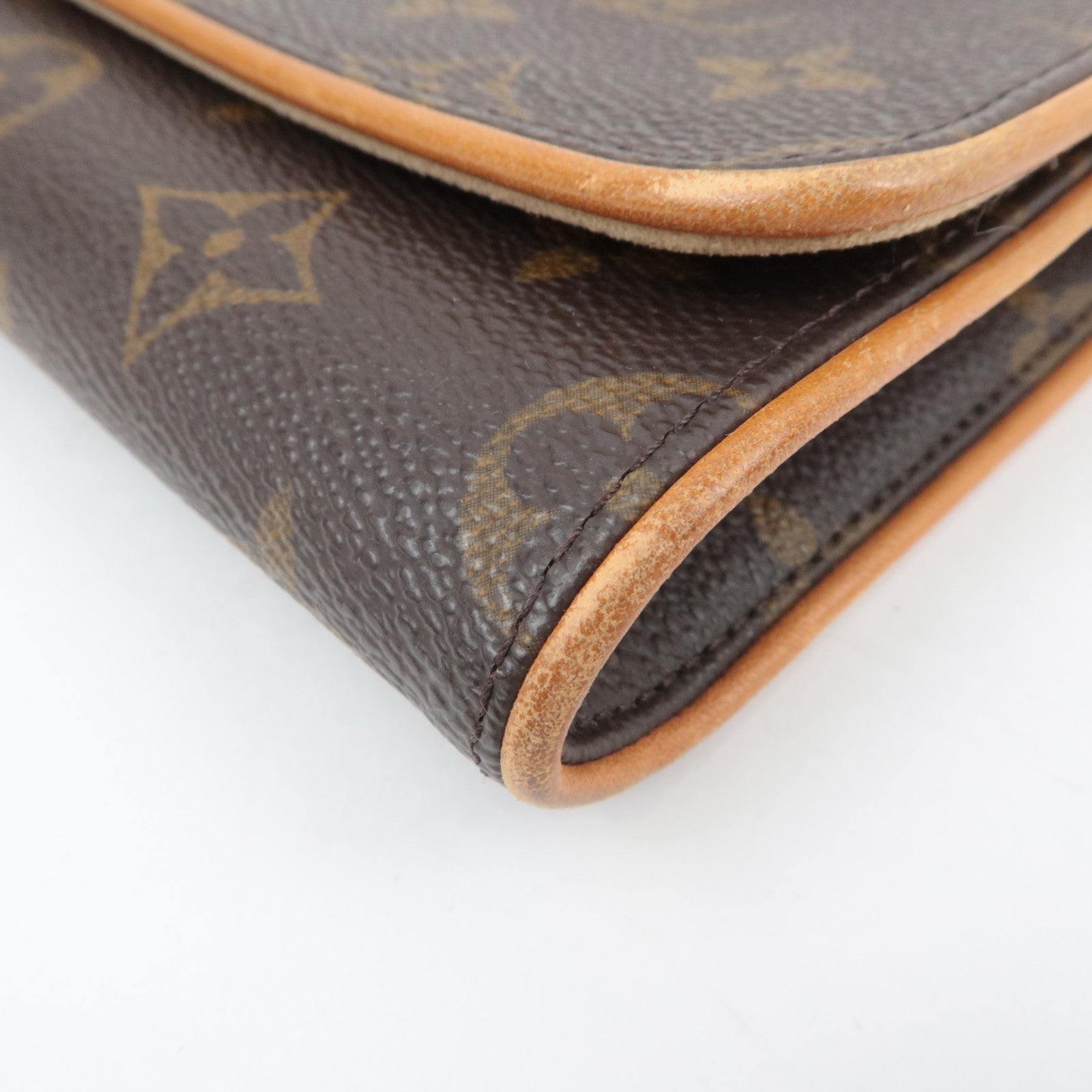 Louis Vuitton Monogram Pochette Twin GM Shoulder Bag M51852