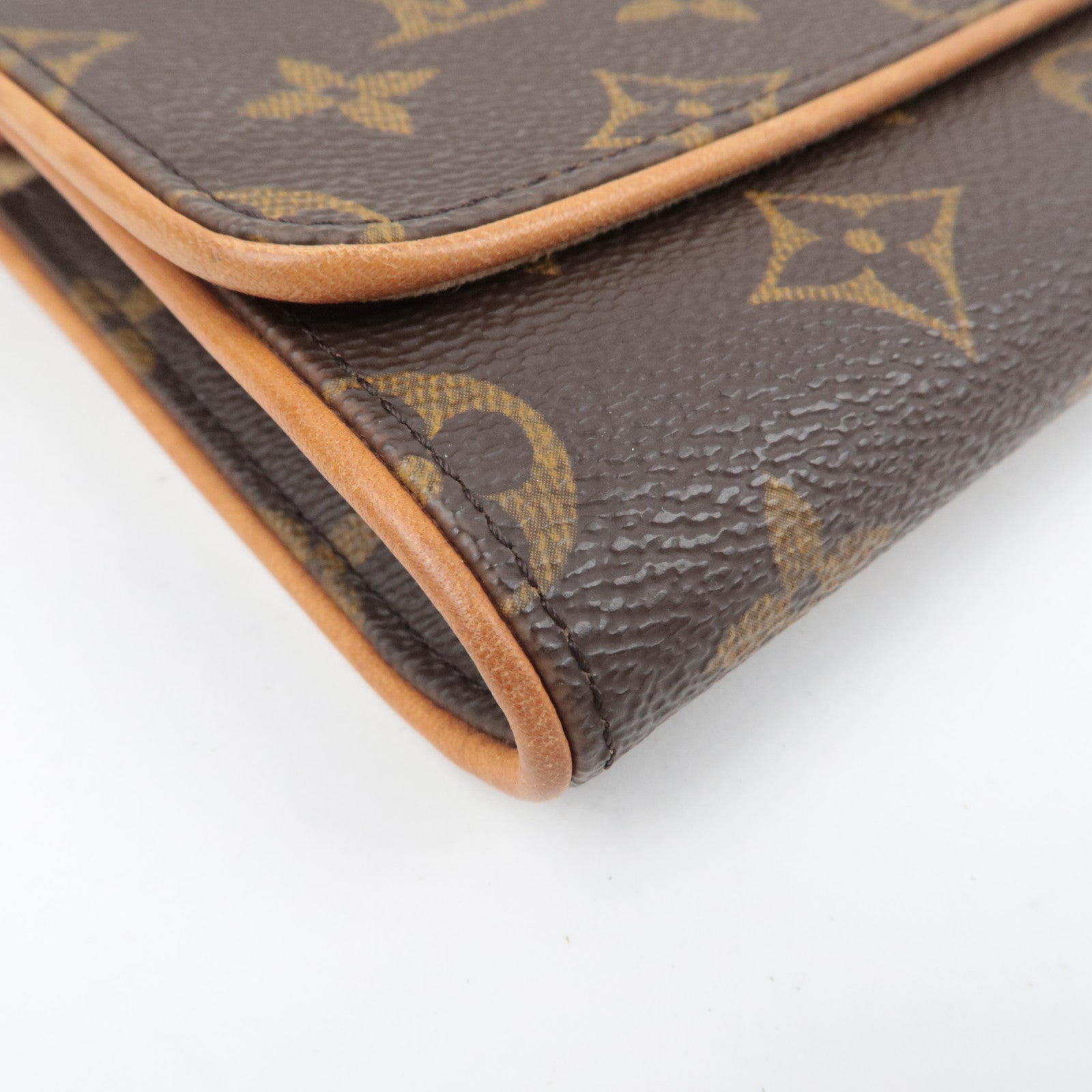 Louis Vuitton Monogram Pochette Twin GM Shoulder Bag M5185
