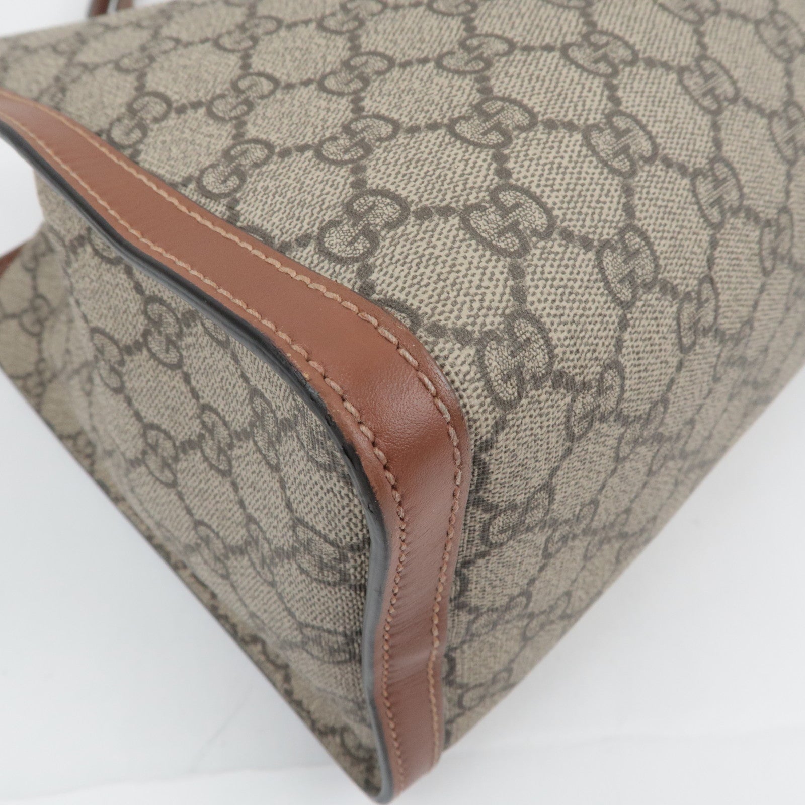 GUCCI GG Medium GG Supreme Chain Tote Bag Beige 479197
