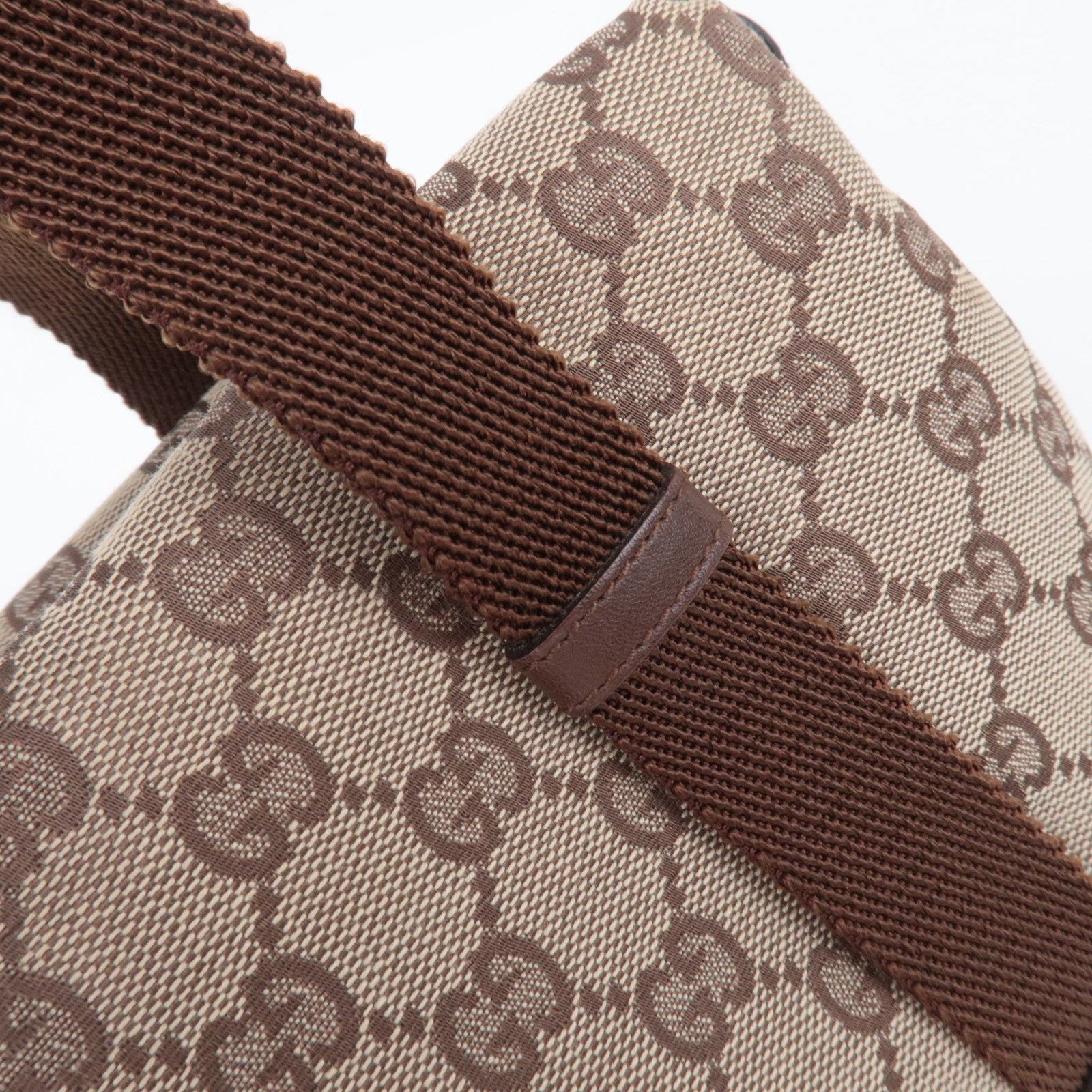GUCCI GG Canvas Shoulder Bag Brown 92734