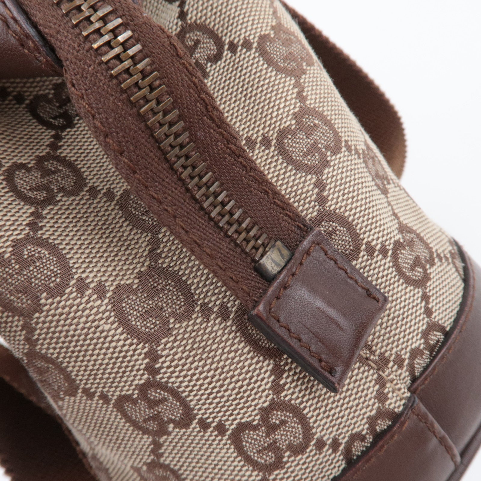 GUCCI GG Canvas Shoulder Bag Brown 92734