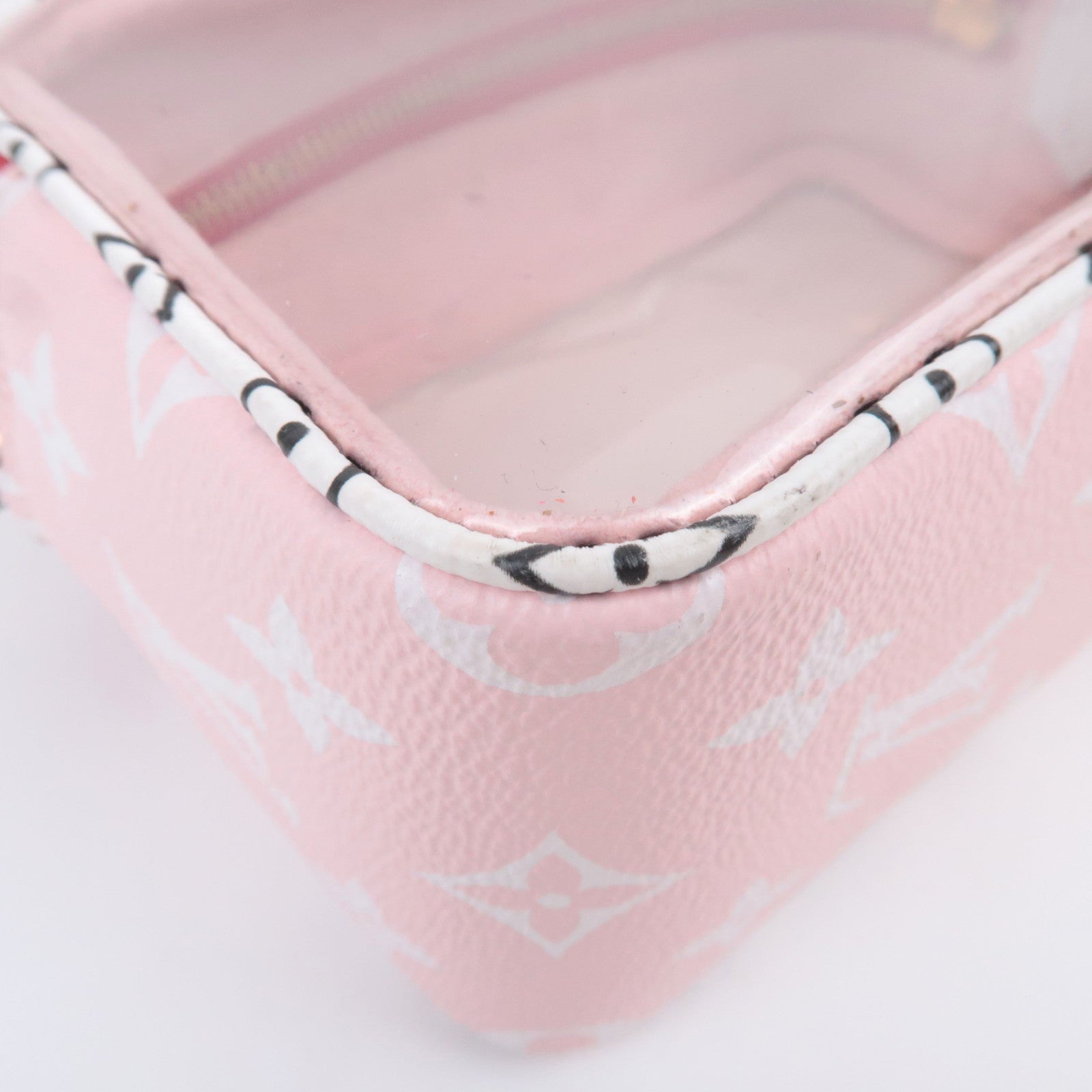 Louis Vuitton Monogram Giant Beach Clear Pouch Bag Rouge M67601