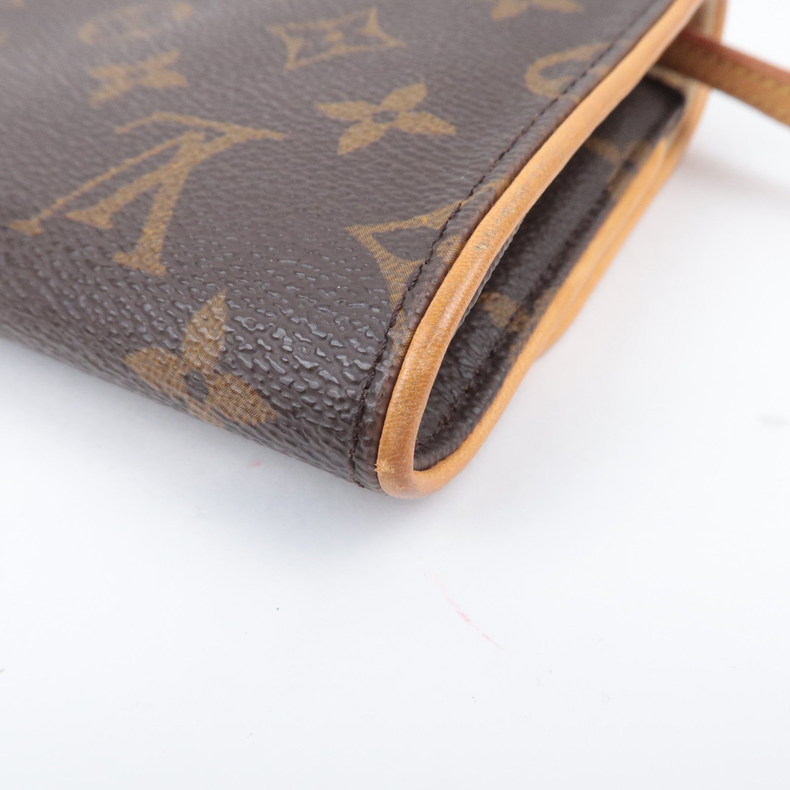 Louis Vuitton Monogram Pochette Twin GM Shoulder Bag M51852