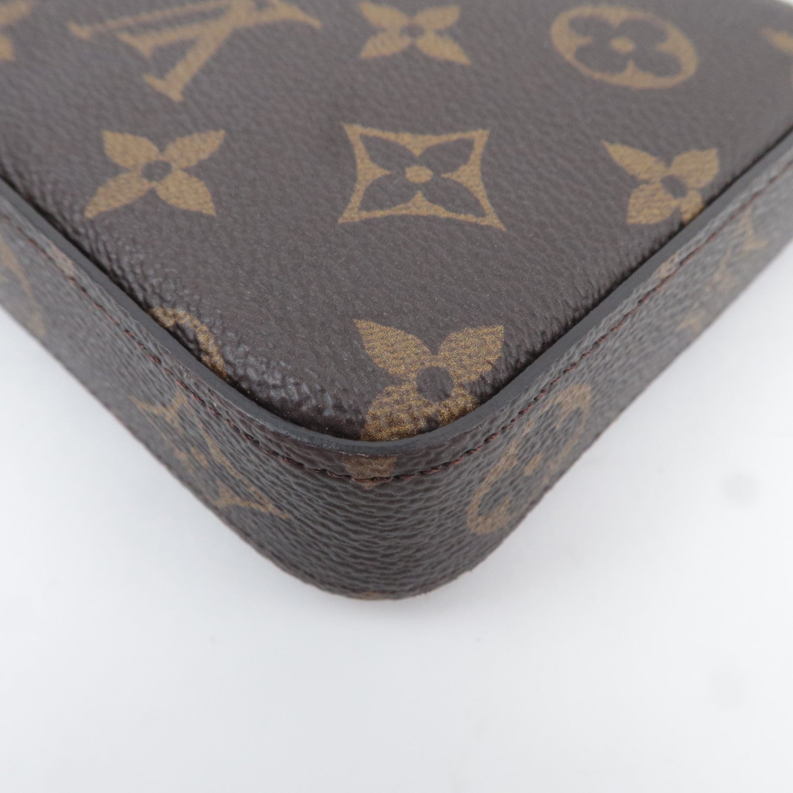 Louis Vuitton Monogram Love Lock Pochette Felicie Shoulder Bag M63999