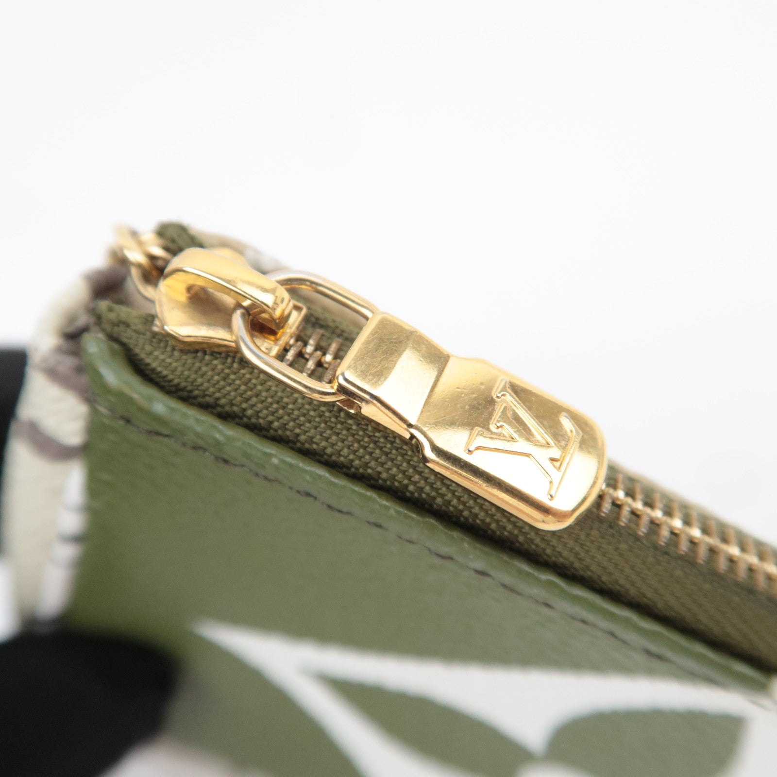 Louis Vuitton Monogram Giant Mini Pochette Accessoires Mini Bag Khaki M67579