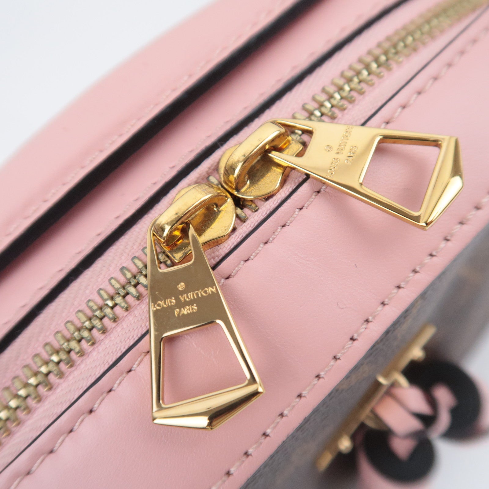 Louis Vuitton Monogram Saintonge Shoulder Bag Rose Poodle M44442