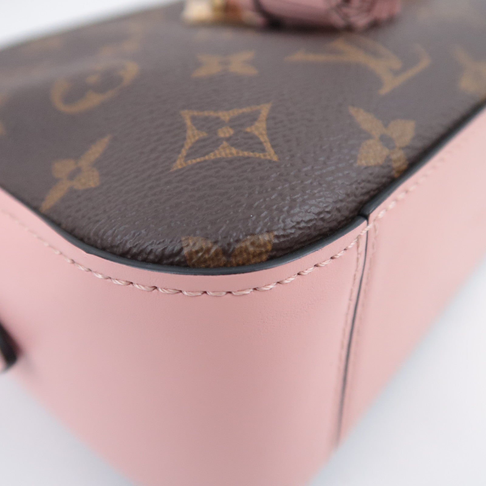 Louis Vuitton Monogram Saintonge Shoulder Bag Rose Poodle M44442
