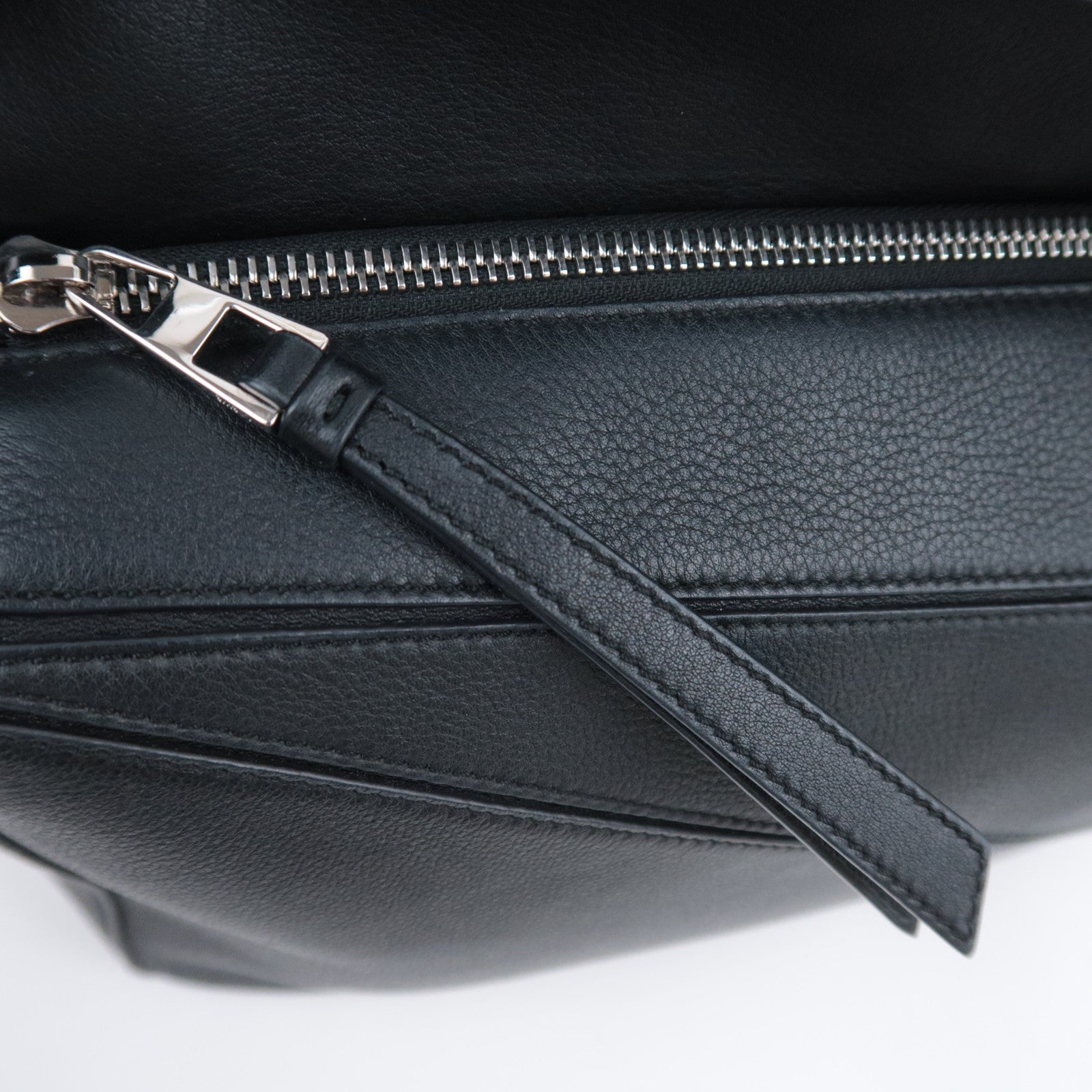 LOEWE Puzzle Bag Medium 2Way Leather Shoulder Bag Black