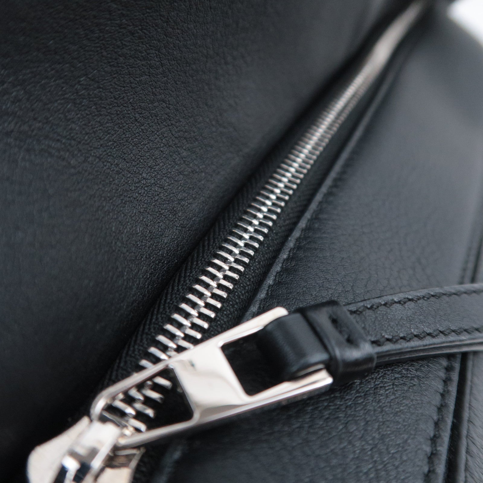 LOEWE Puzzle Bag Medium 2Way Leather Shoulder Bag Black