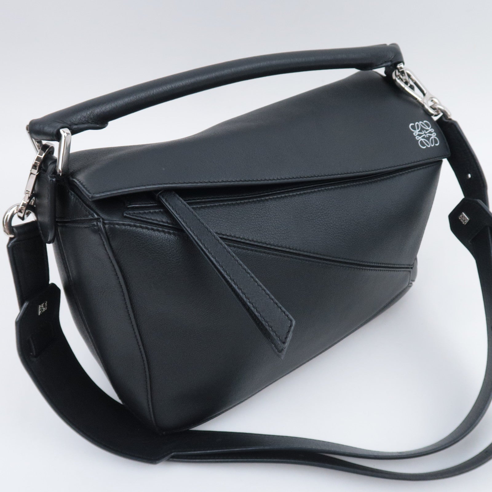 LOEWE Puzzle Bag Medium 2Way Leather Shoulder Bag Black