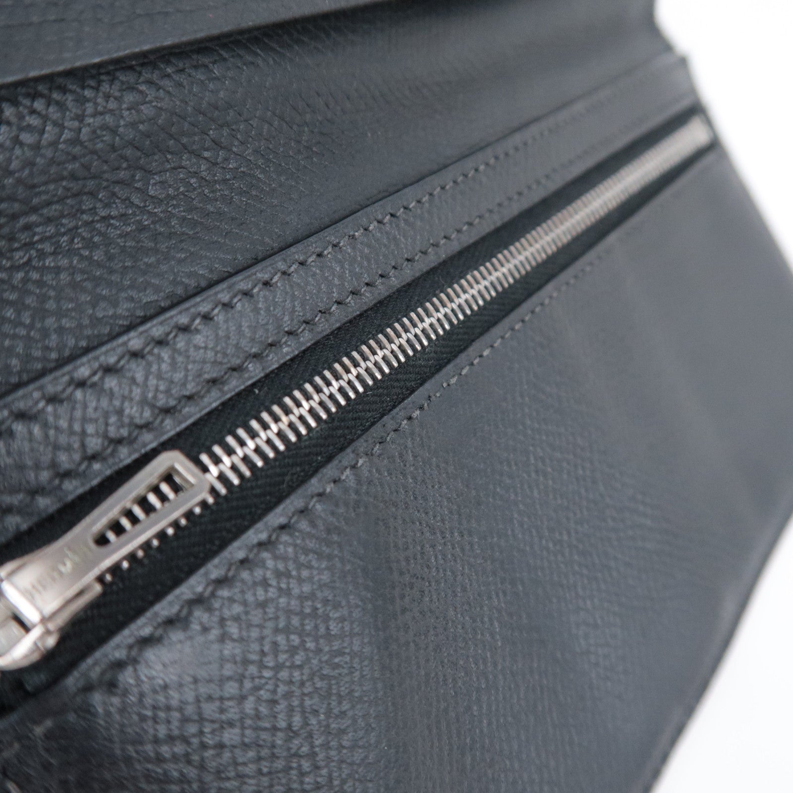 HERMES Bearn Classic Leather Long Wallet □I Stamp (2005) Black Silver HDW