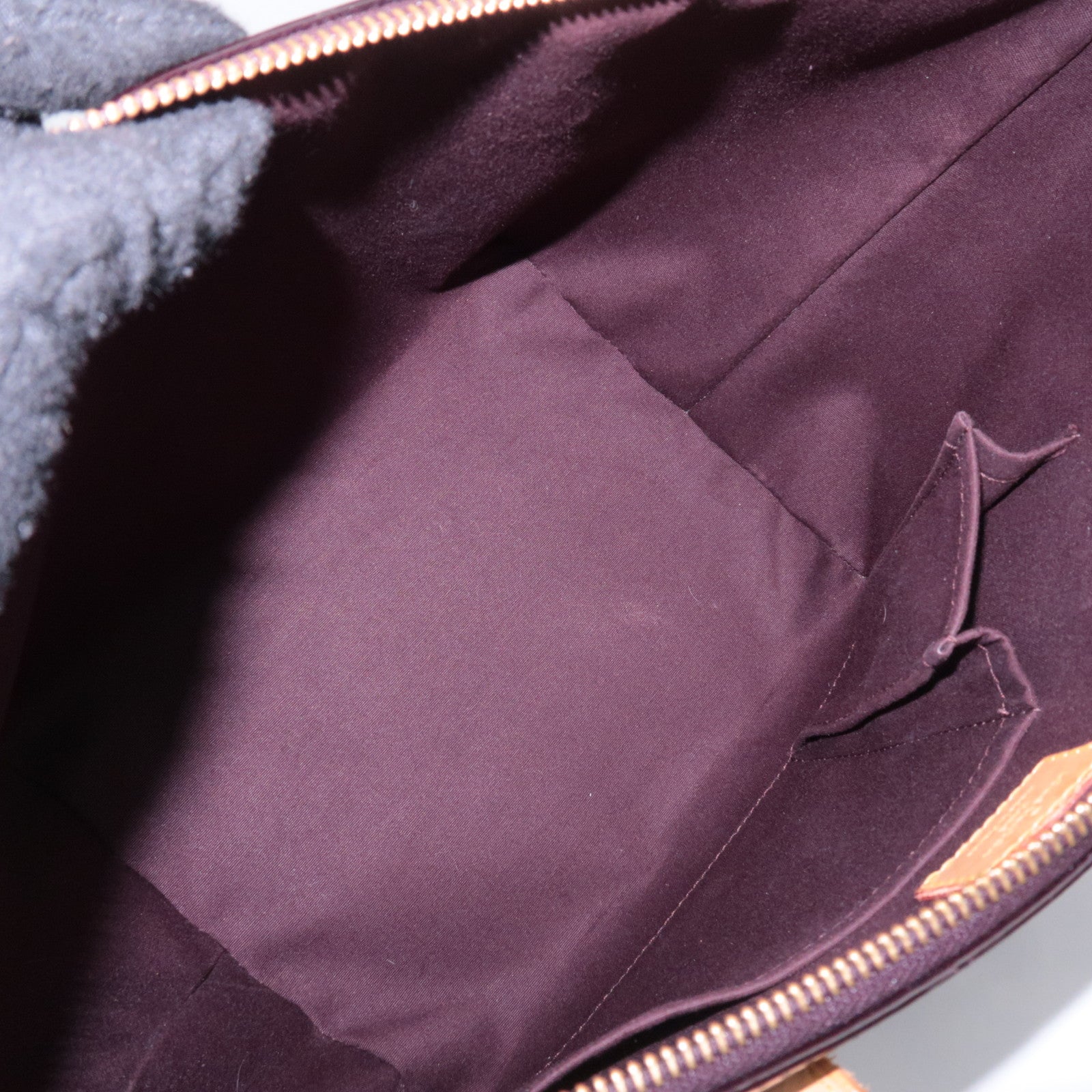 Louis Vuitton Monogram Vernis Bellevue PM Amarante M93585