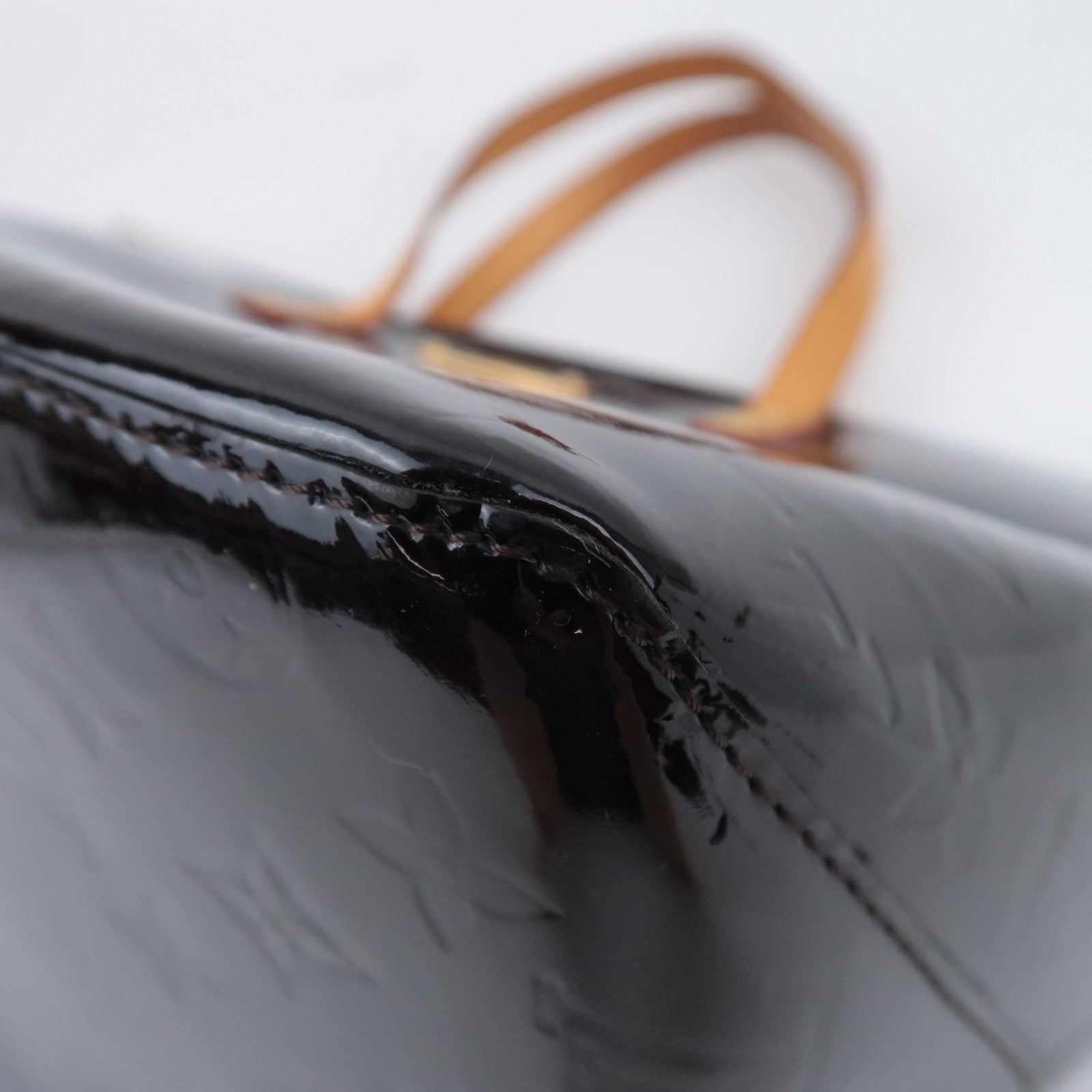 Louis Vuitton Monogram Vernis Bellevue PM Amarante M93585