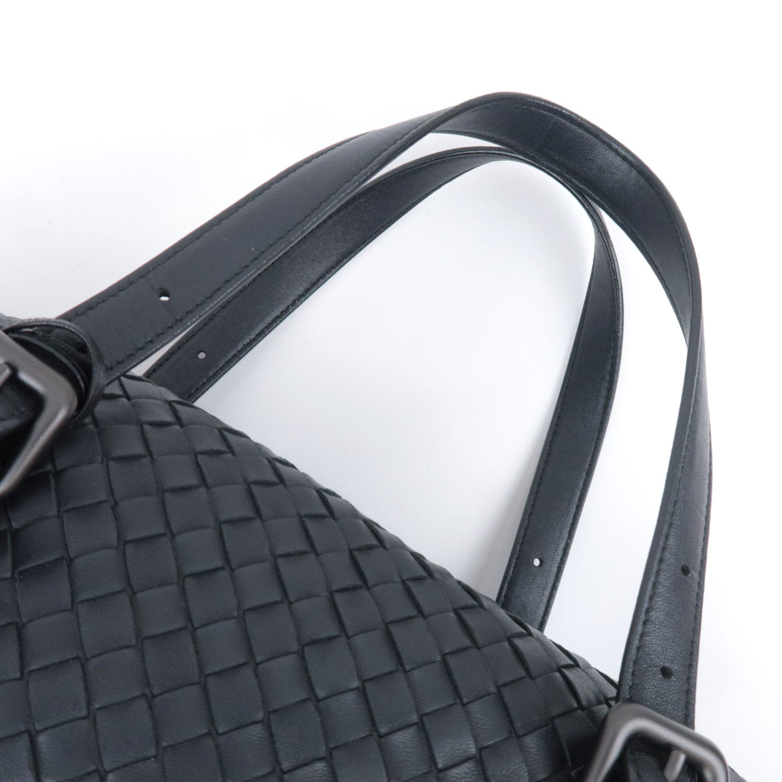 BOTTEGA VENETA Intrecciato Leather Handbag Black