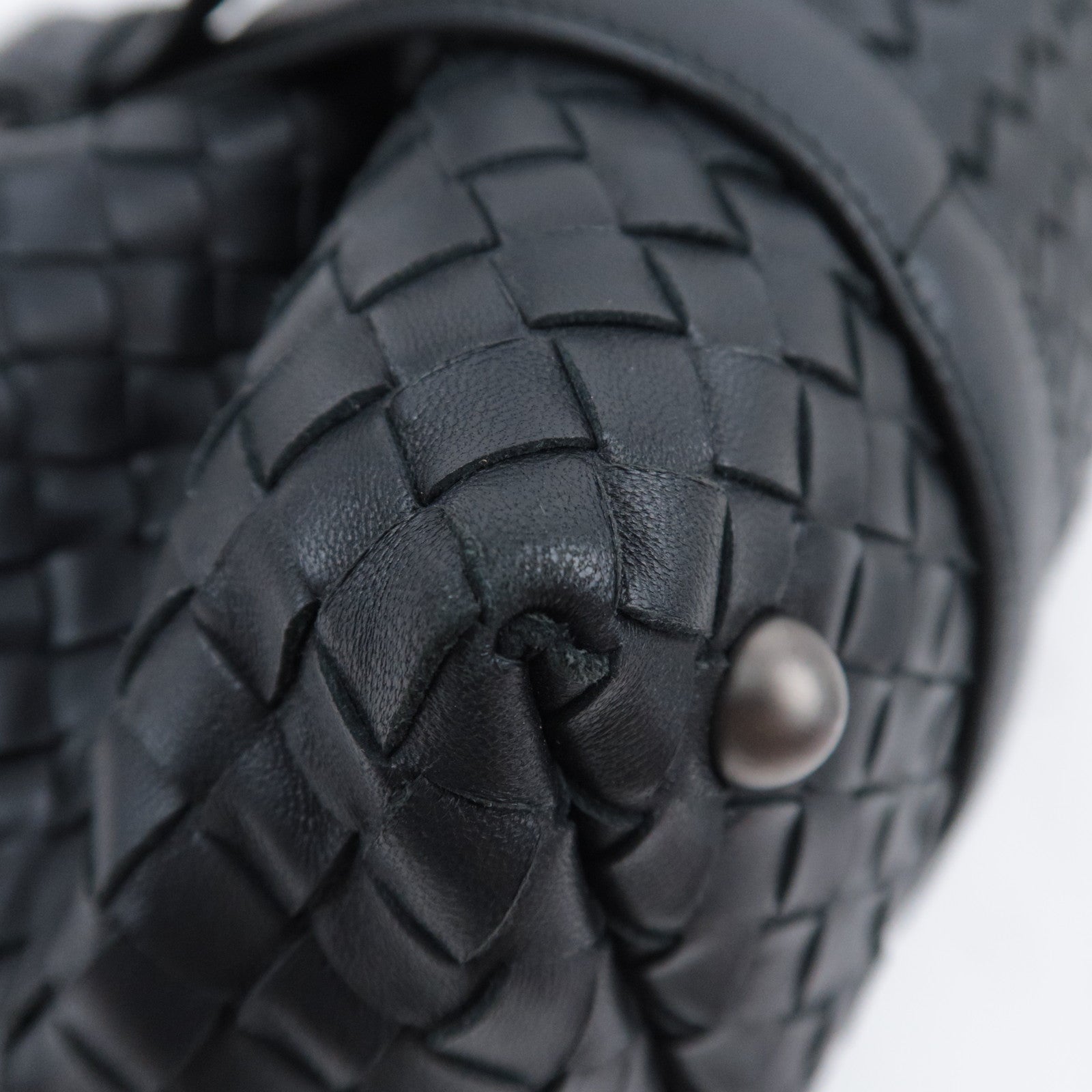 BOTTEGA VENETA Intrecciato Leather Handbag Black