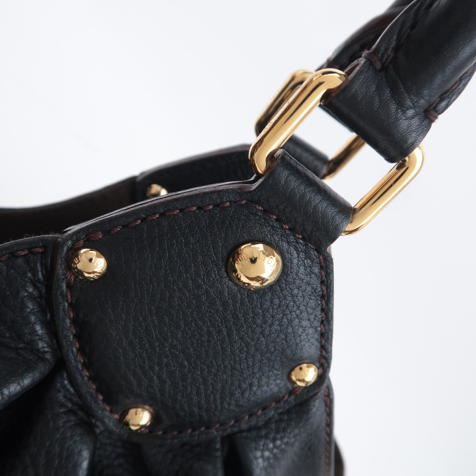 Louis Vuitton Monogram Mahina L Shoulder Bag Noir M95765