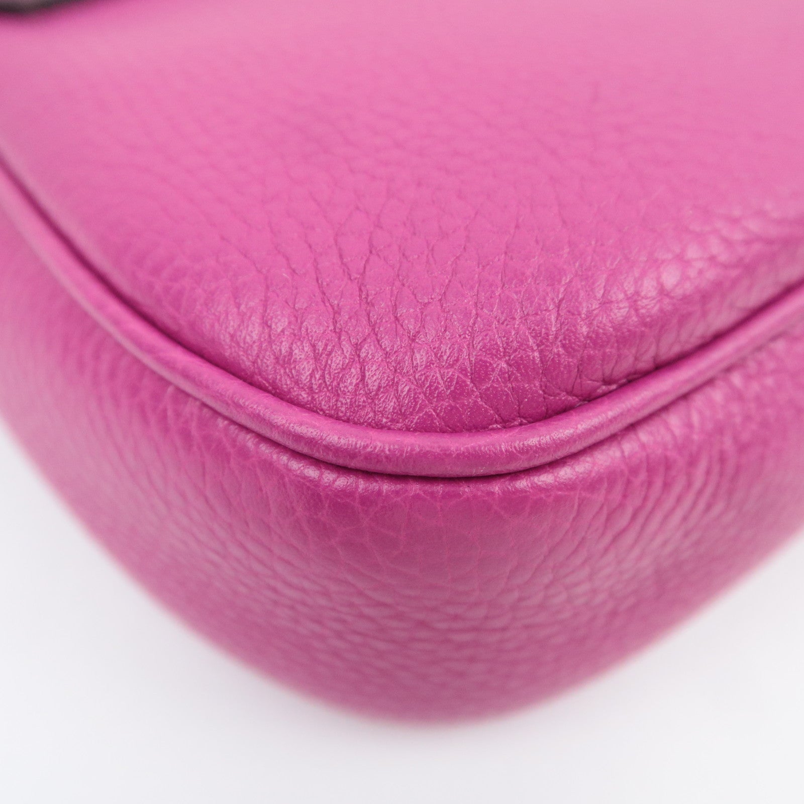 GUCCI Soho Interlocking G Leather Chain Shoulder Bag Purple 336752