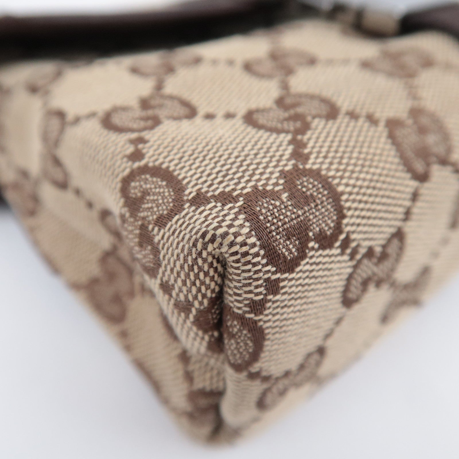 GUCCI GG Canvas Waist Bag Body Bag Beige 131236