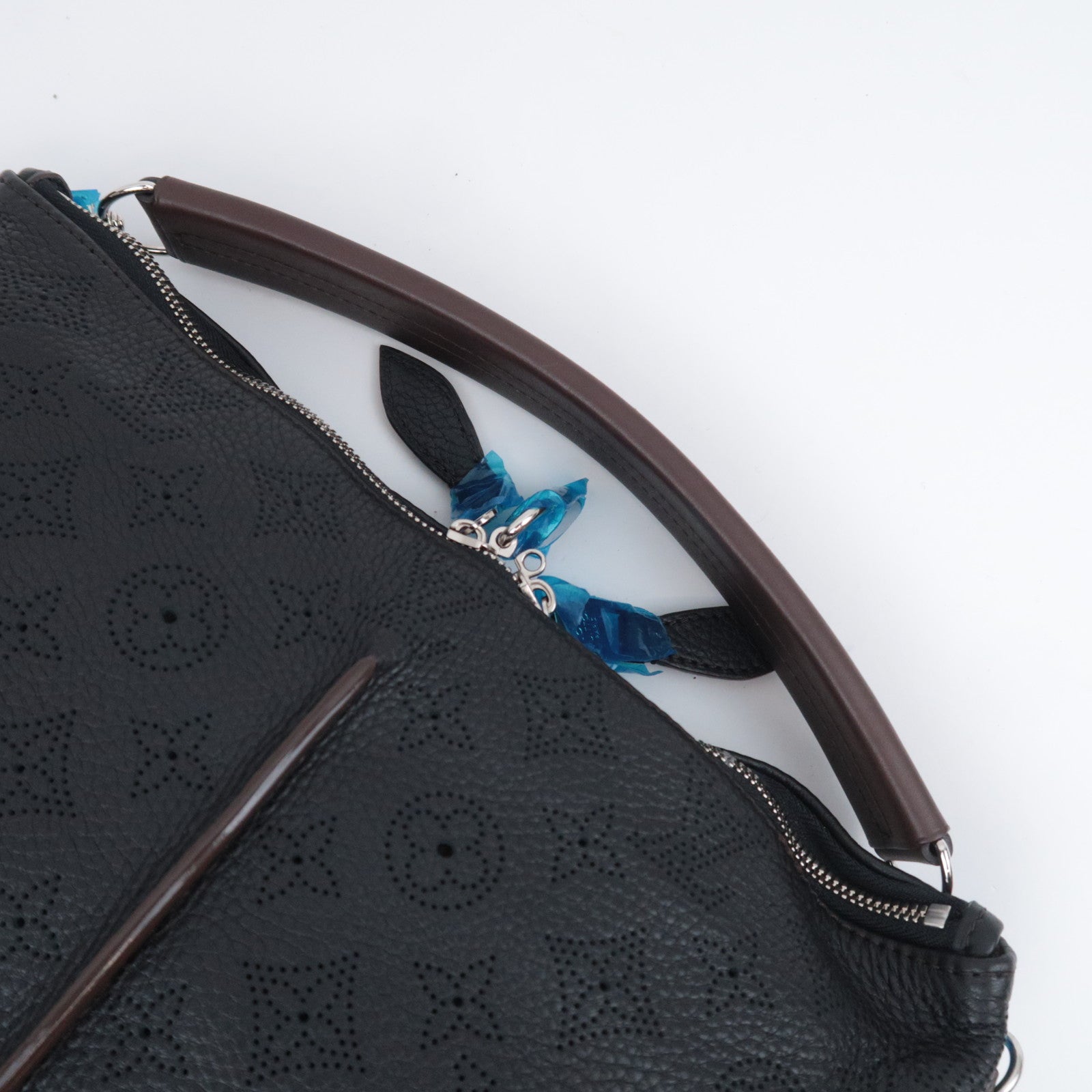 Louis Vuitton Monogram Mahina Selene PM Noir M94314