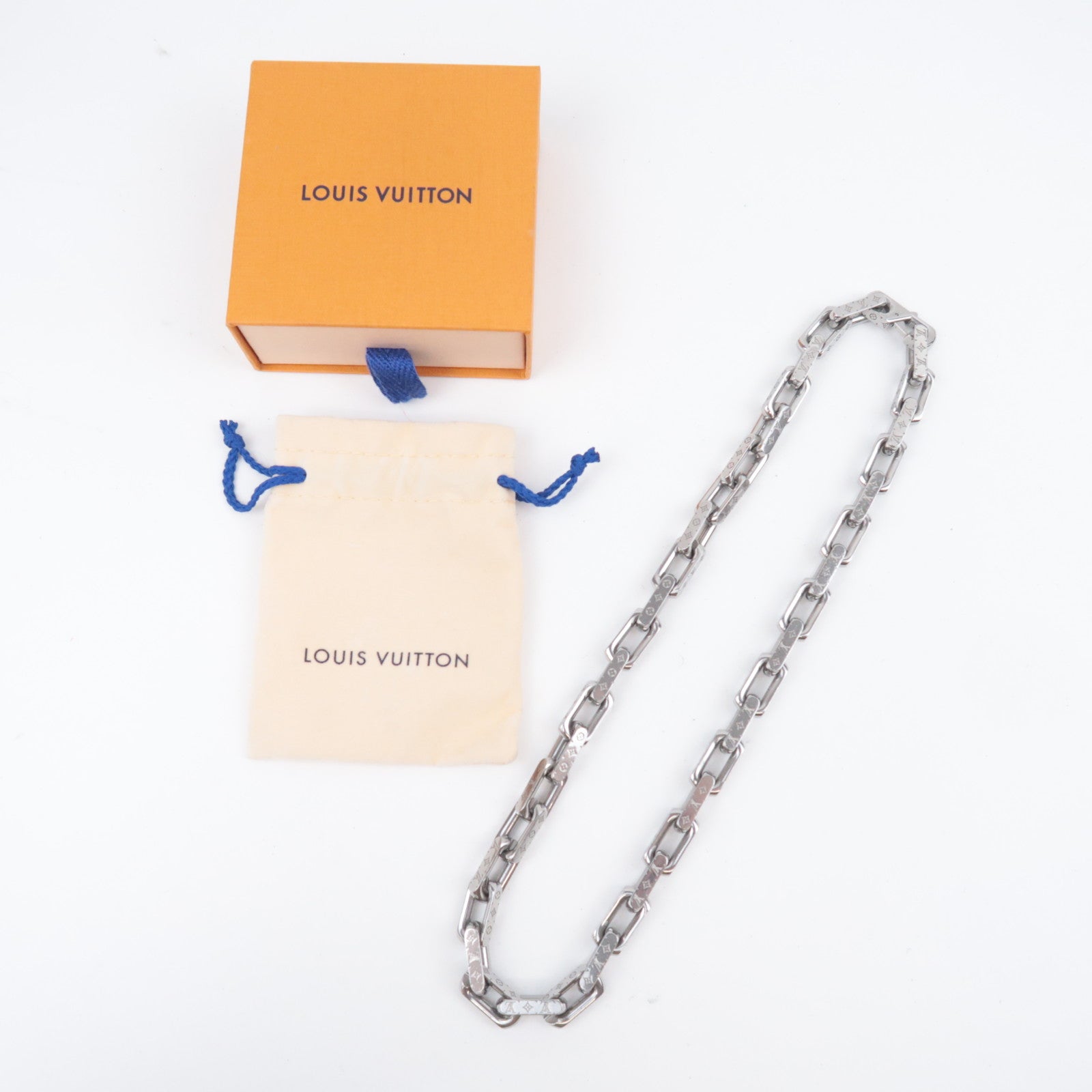 Louis Vuitton Collier Chain Monogram Necklace Silver Color M00307