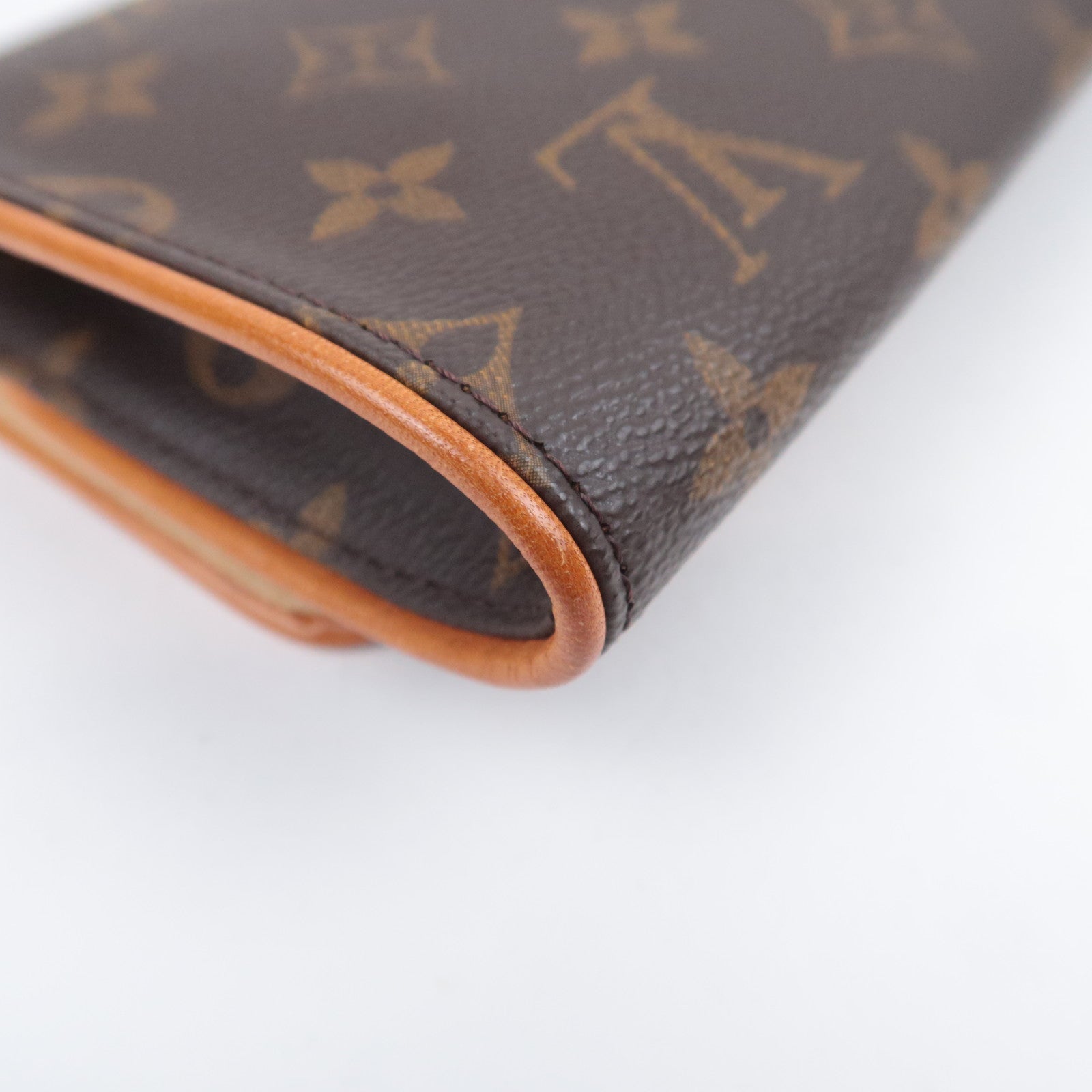 Louis Vuitton Monogram Pochette Twin GM Shoulder Bag M51852