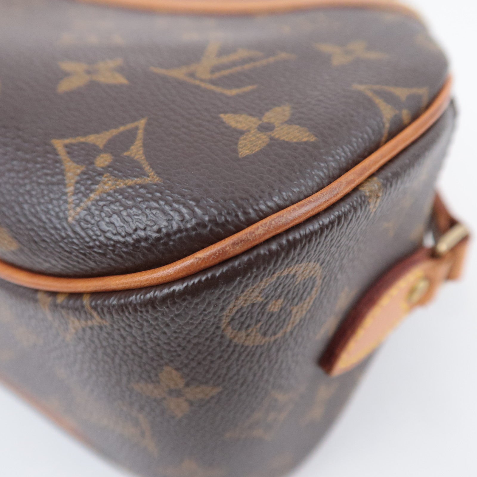 Louis Vuitton Monogram Blois Shoulder Bag M51221