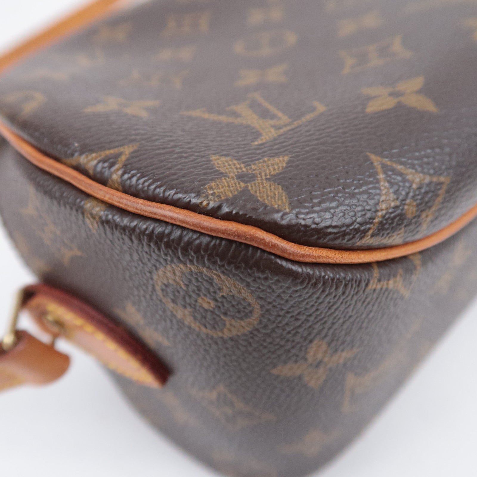 Louis Vuitton Monogram Blois Shoulder Bag M51221