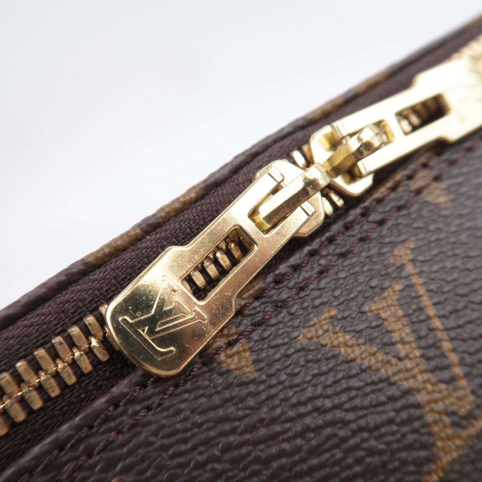 Louis Vuitton Monogram Alma Handbag M51130