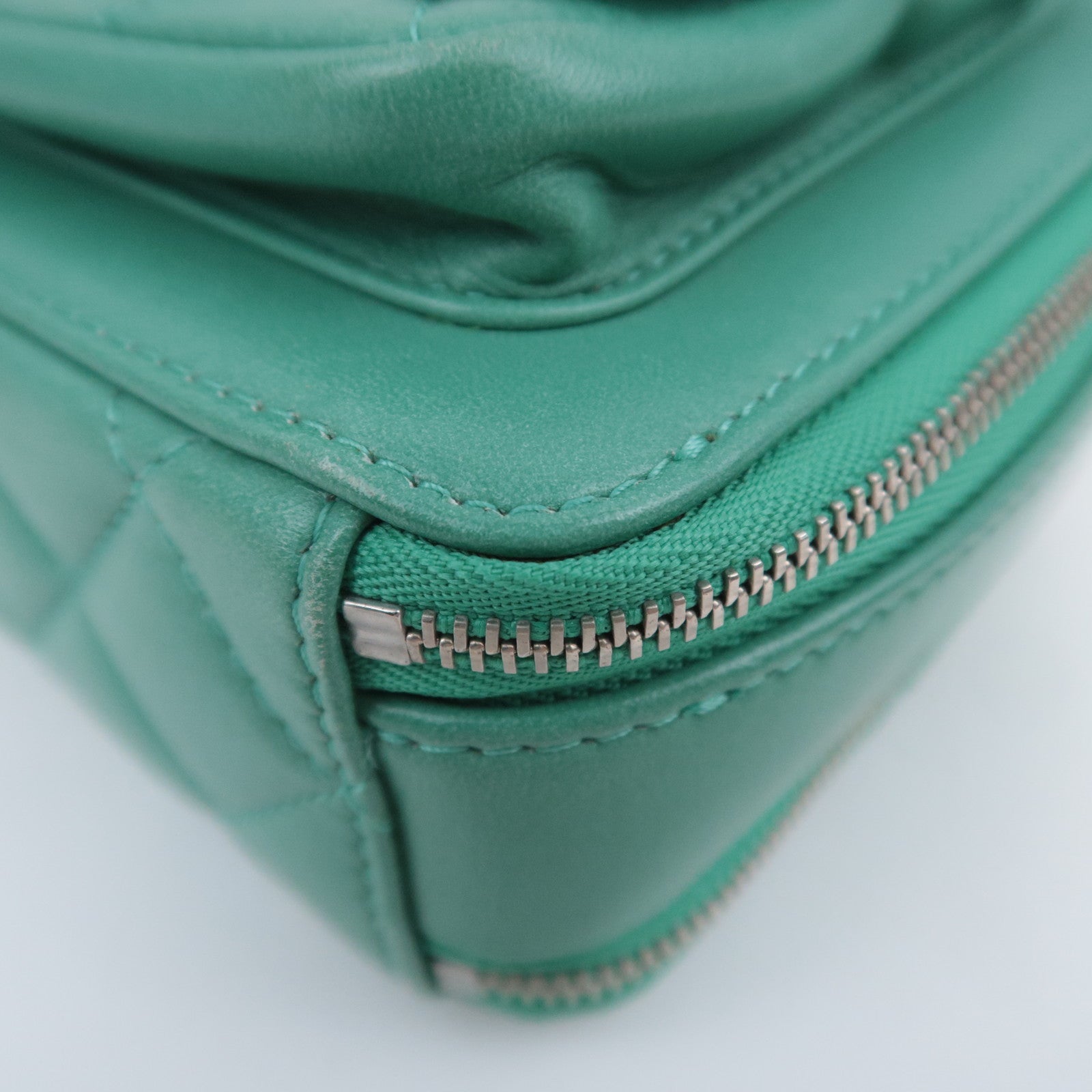 CHANEL Matelasse Chain Shoulder Bag Lambskin Green Silver HDW