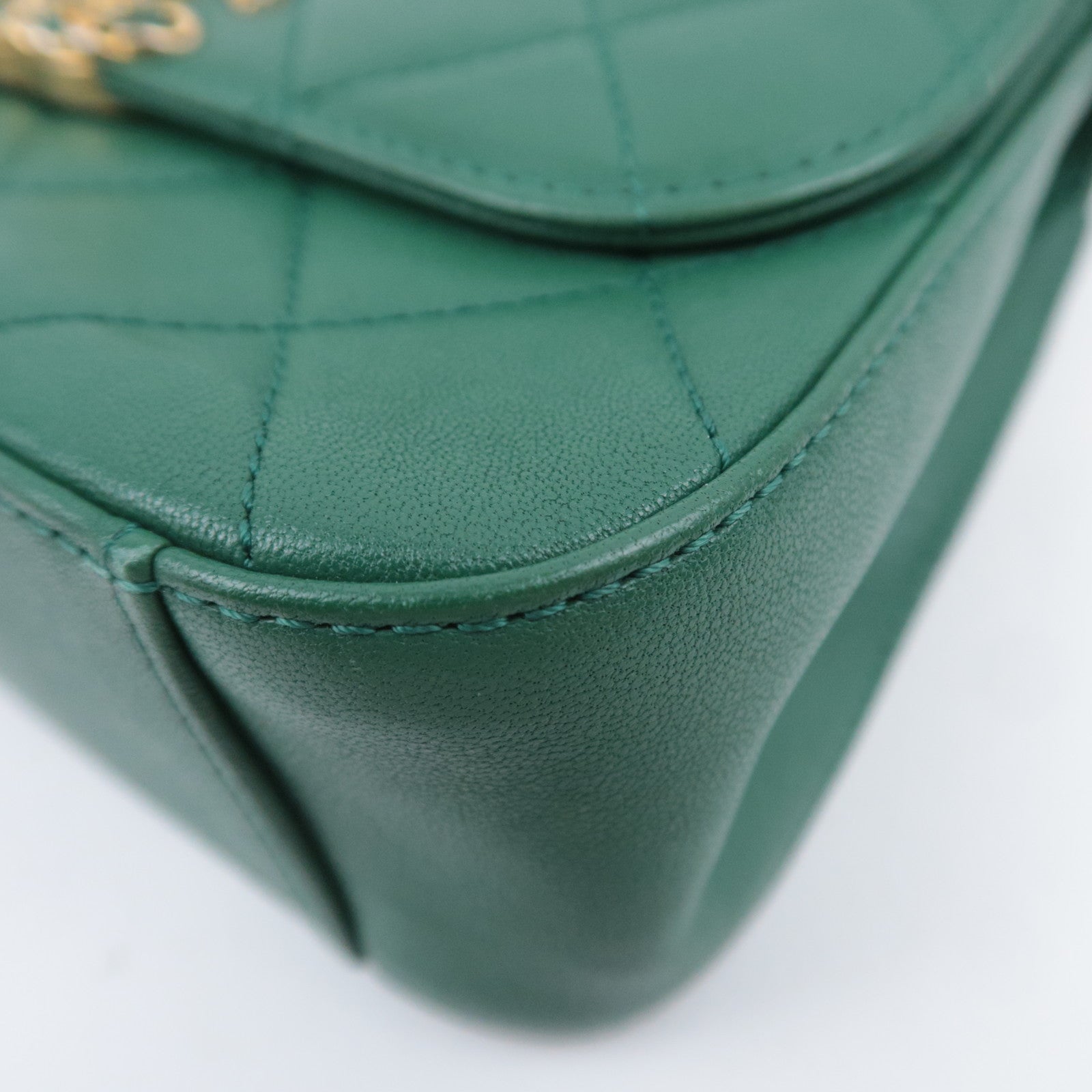 CHANEL 19 Dixneuf 2Way Chain Shoulder Bag Lambskin Green Gold HDW